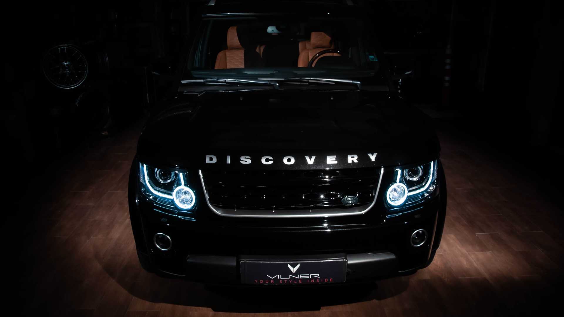 Vilner Gives An Older Land Rover Discovery A Range Rover-Worthy Makeover