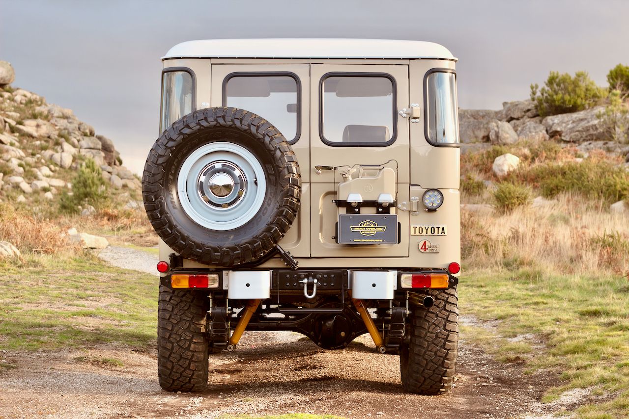 Legacy Overland’s Toyota Land Cruiser FJ40 Packs A Punch With GM’s 5.7L V8
