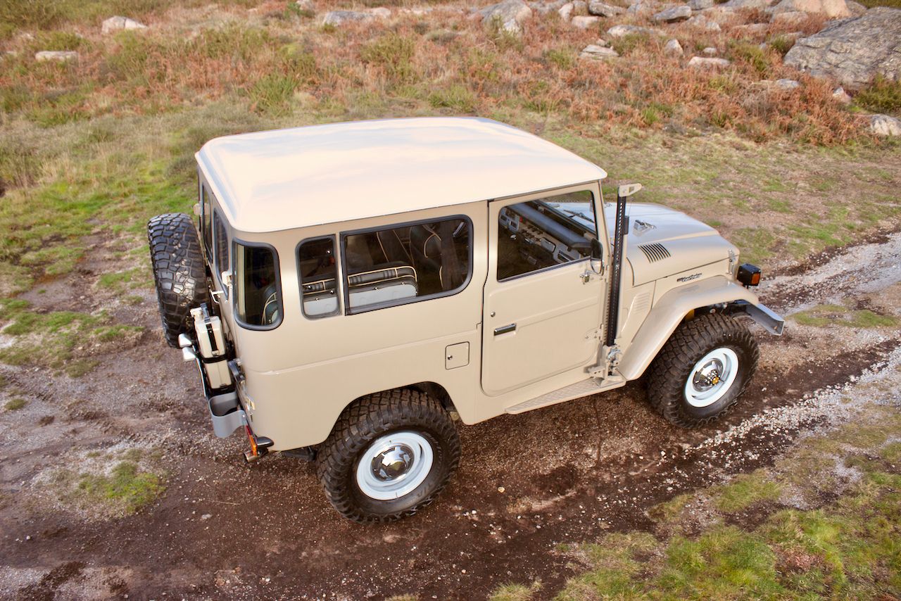 Legacy Overland’s Toyota Land Cruiser FJ40 Packs A Punch With GM’s 5.7L V8