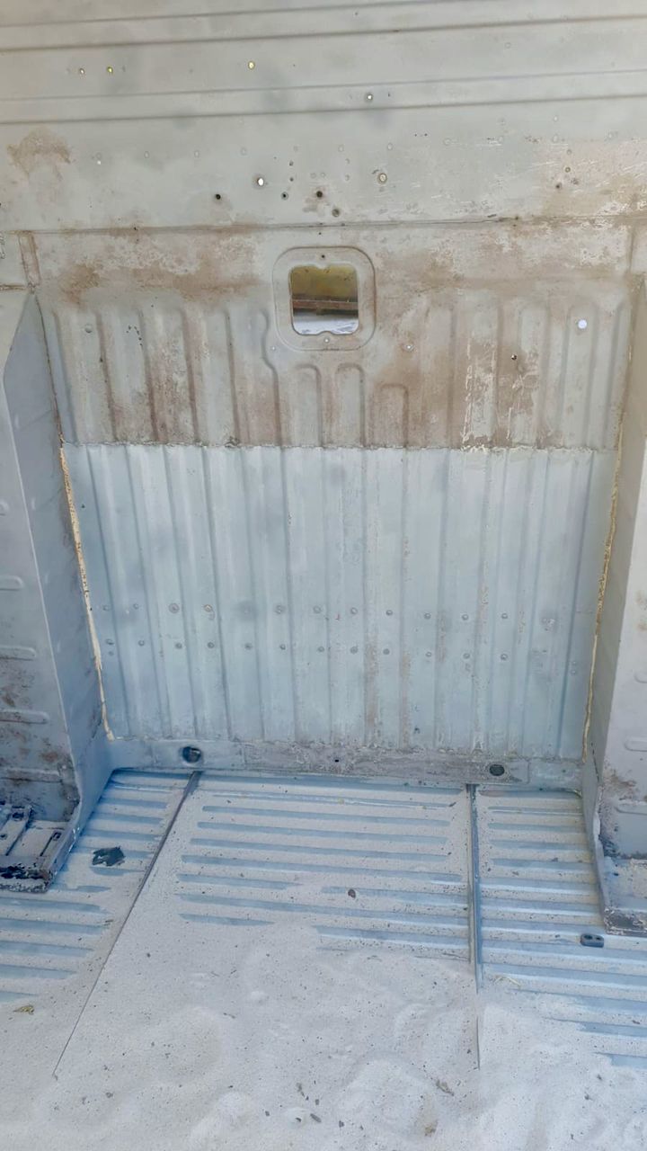 Legacy Overland’s Toyota Land Cruiser FJ40 Packs A Punch With GM’s 5.7L V8