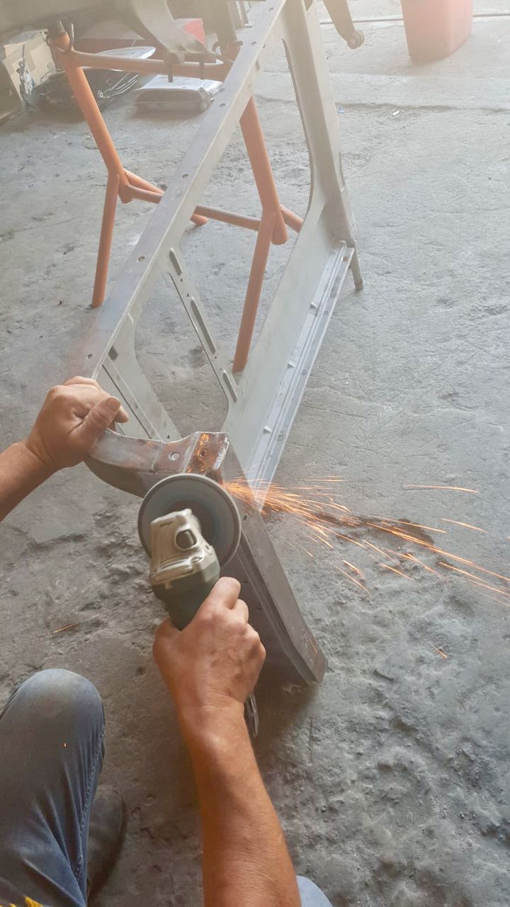 Legacy Overland’s Toyota Land Cruiser FJ40 Packs A Punch With GM’s 5.7L V8