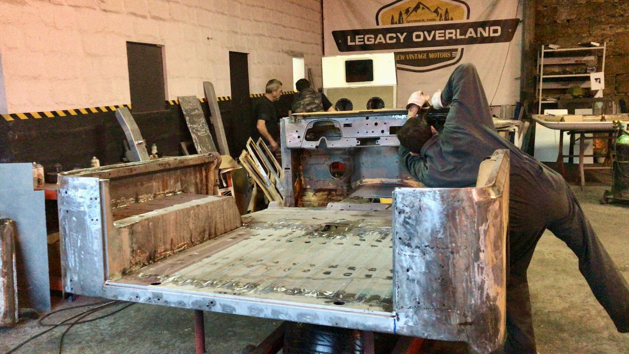 Legacy Overland’s Toyota Land Cruiser FJ40 Packs A Punch With GM’s 5.7L V8