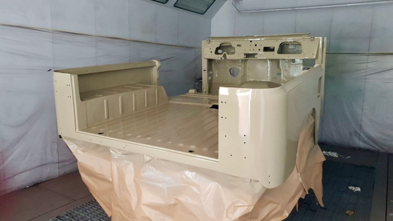 Legacy Overland’s Toyota Land Cruiser FJ40 Packs A Punch With GM’s 5.7L V8