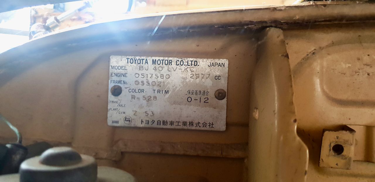 Legacy Overland’s Toyota Land Cruiser FJ40 Packs A Punch With GM’s 5.7L V8