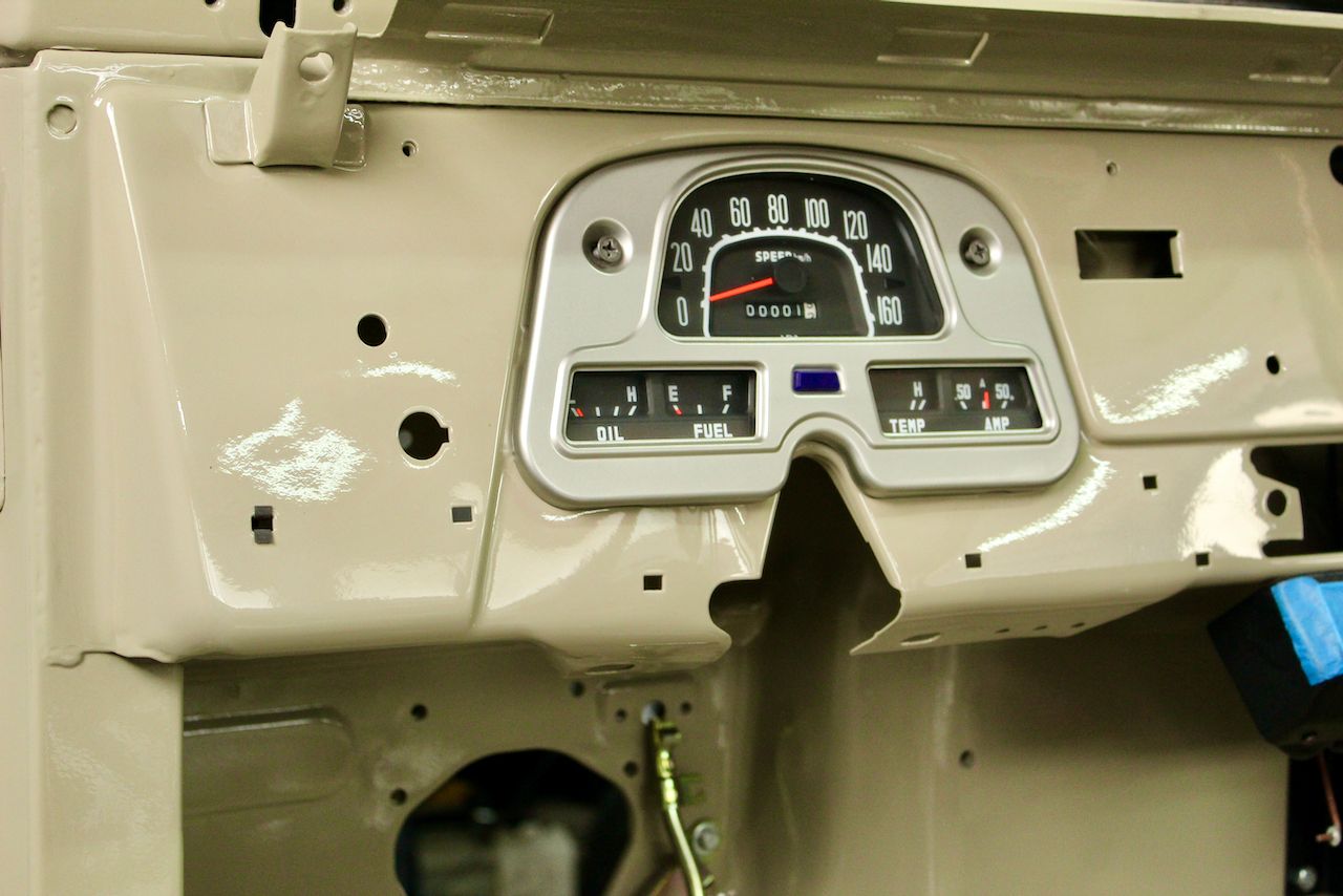 Legacy Overland’s Toyota Land Cruiser FJ40 Packs A Punch With GM’s 5.7L V8