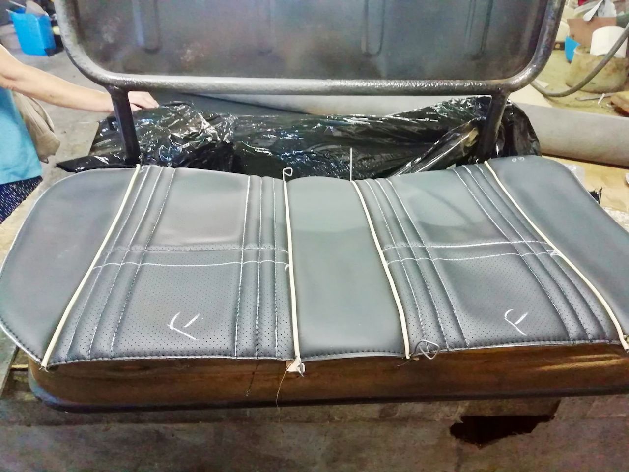 Legacy Overland’s Toyota Land Cruiser FJ40 Packs A Punch With GM’s 5.7L V8