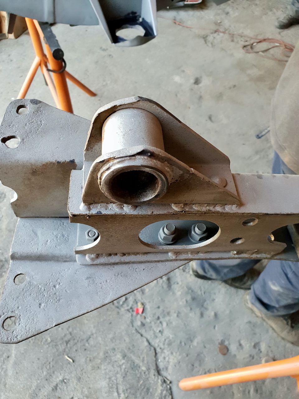 Legacy Overland’s Toyota Land Cruiser FJ40 Packs A Punch With GM’s 5.7L V8