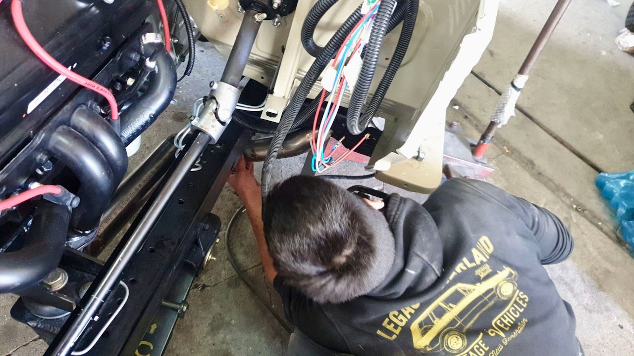 Legacy Overland’s Toyota Land Cruiser FJ40 Packs A Punch With GM’s 5.7L V8