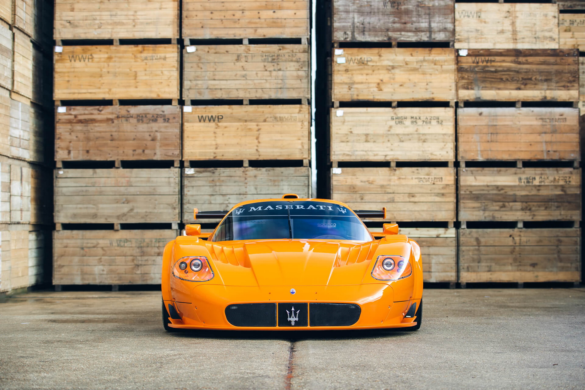 Maserati MC12 Corsa Is Ready To Scream At You With Its 755 HP V12 Race Engine