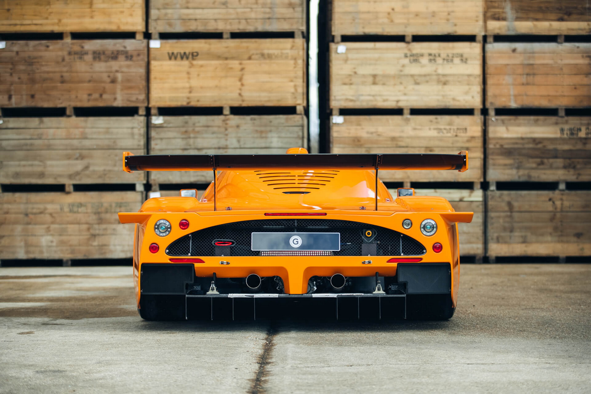 Maserati MC12 Corsa Is Ready To Scream At You With Its 755 HP V12 Race Engine
