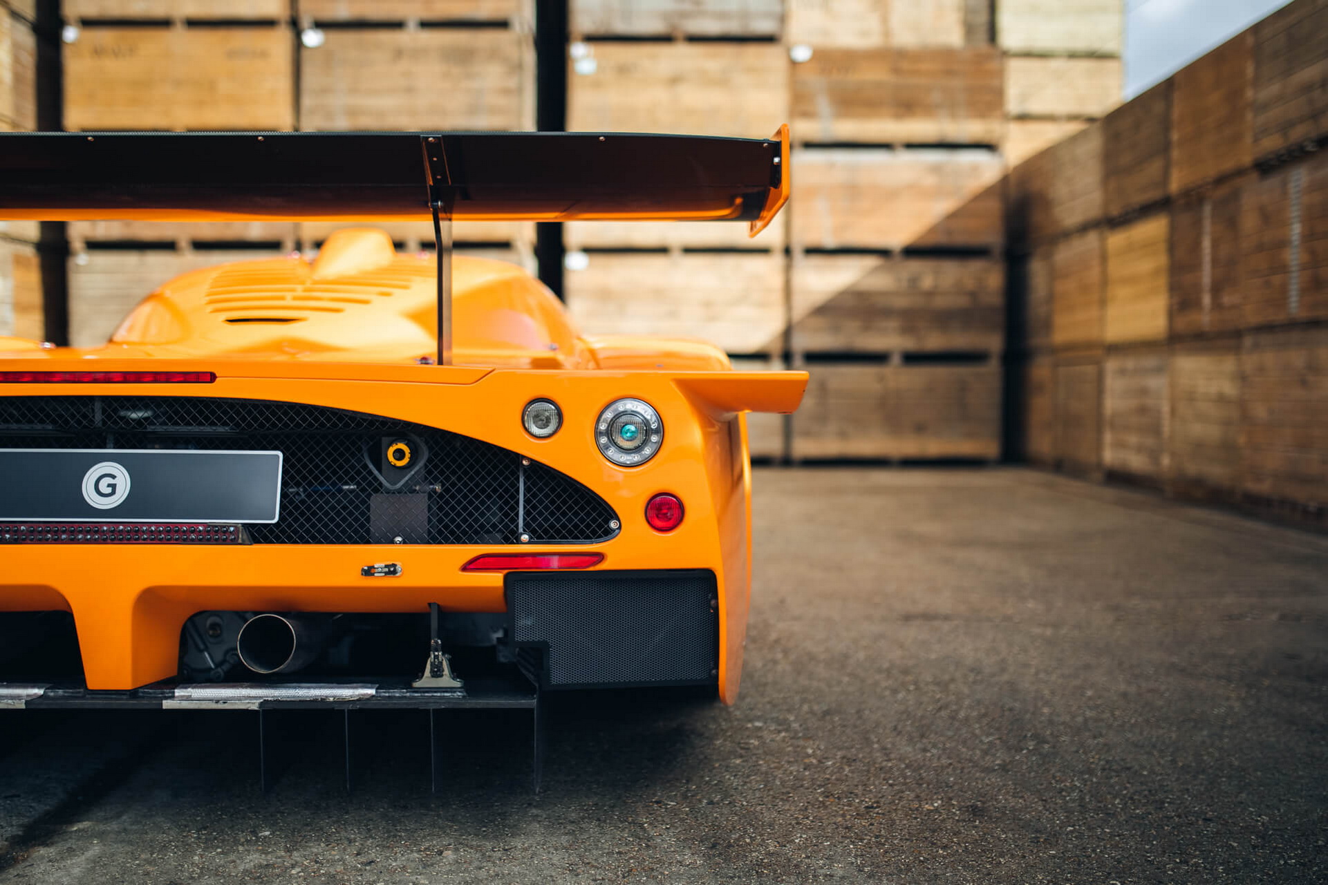 Maserati MC12 Corsa Is Ready To Scream At You With Its 755 HP V12 Race Engine