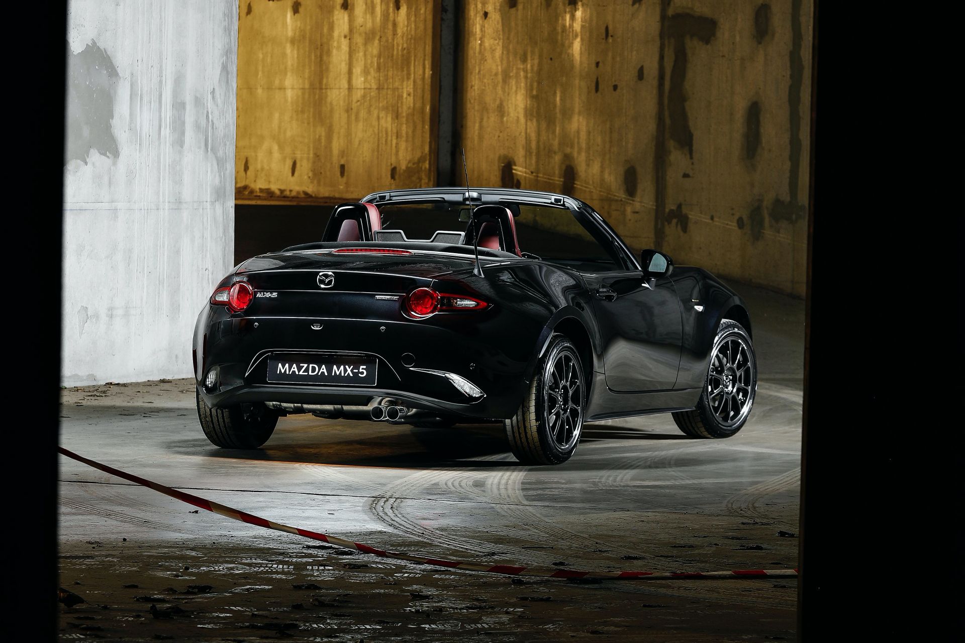 France’s Limited-Run Mazda MX-5 Eunos Edition Brings Back Memories