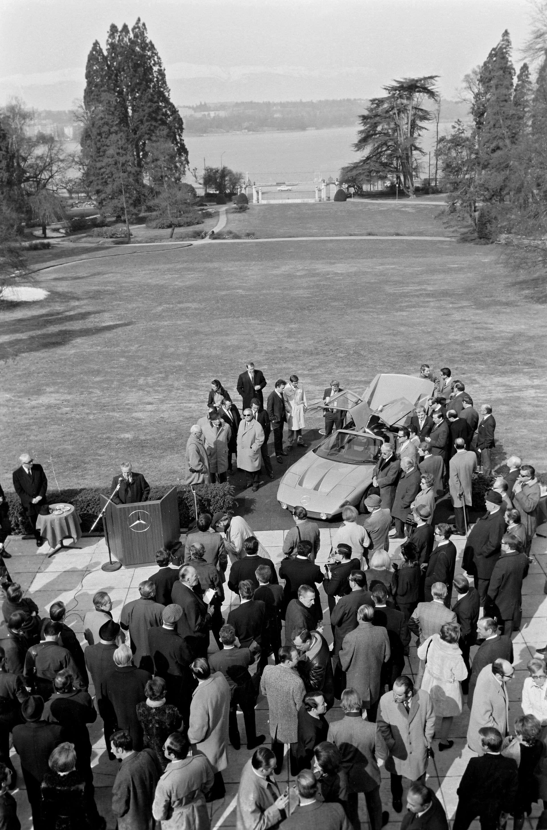 Mercedes C111/II Quad-Rotor Concept Turns 50 But Sure Doesn’t Look Like It