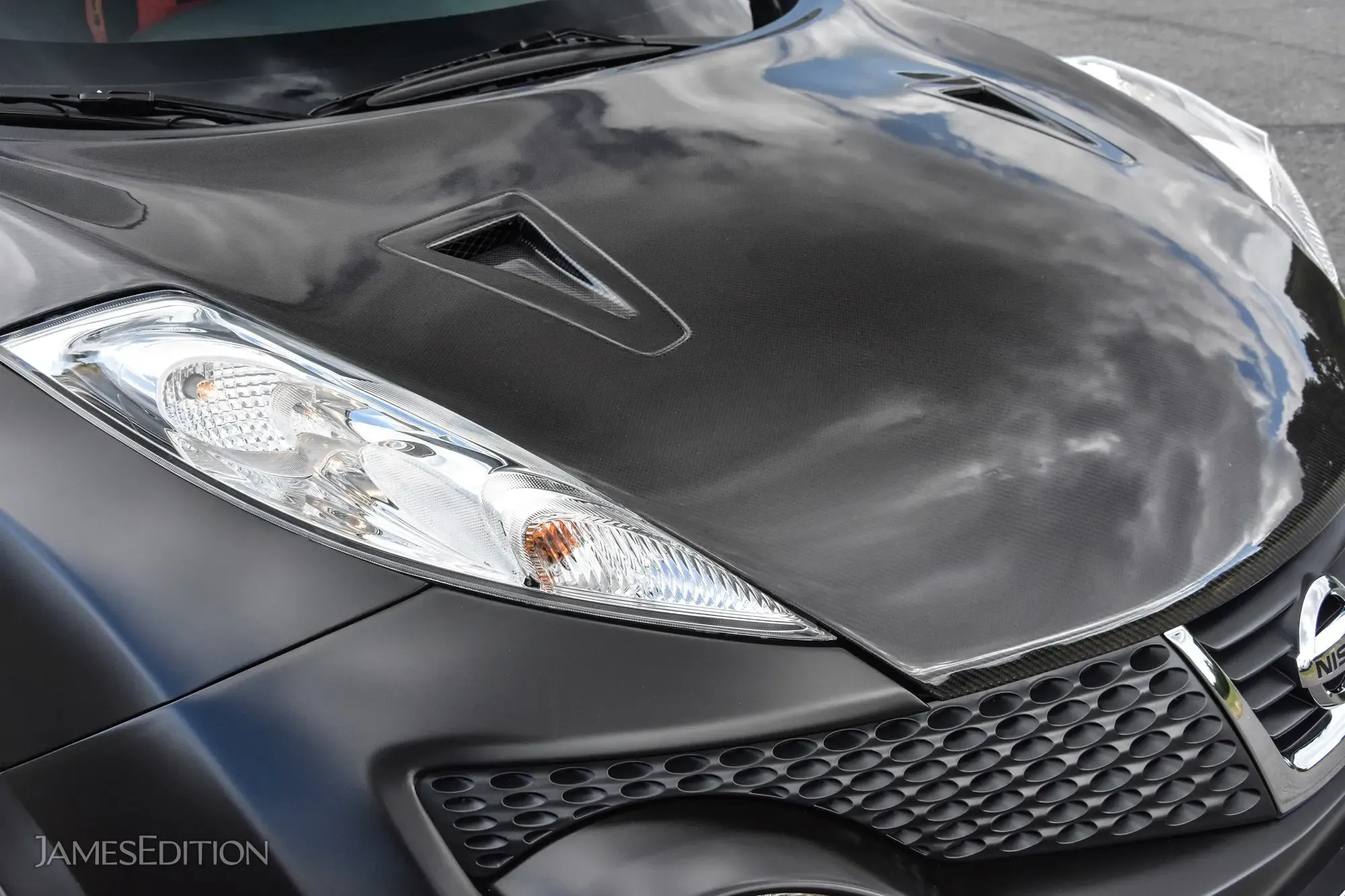 Rare Nissan Juke-R With A 700 HP GT-R Twin-Turbo V6 Costs $705,000