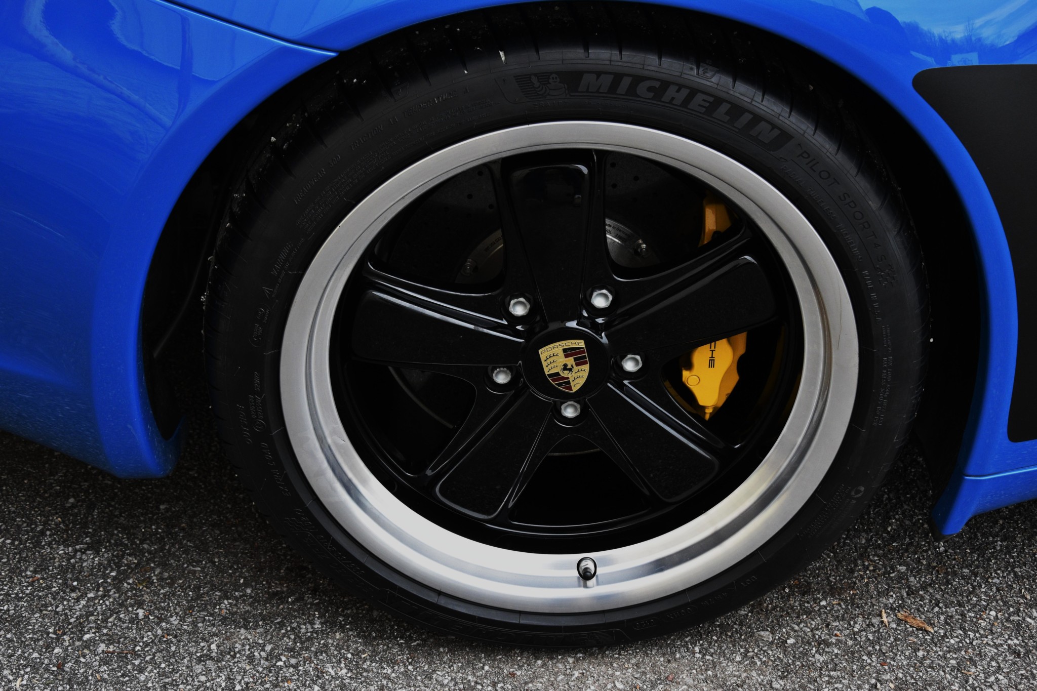 Show Off To Your Friends With This Limited-Run Porsche 911 Speedster