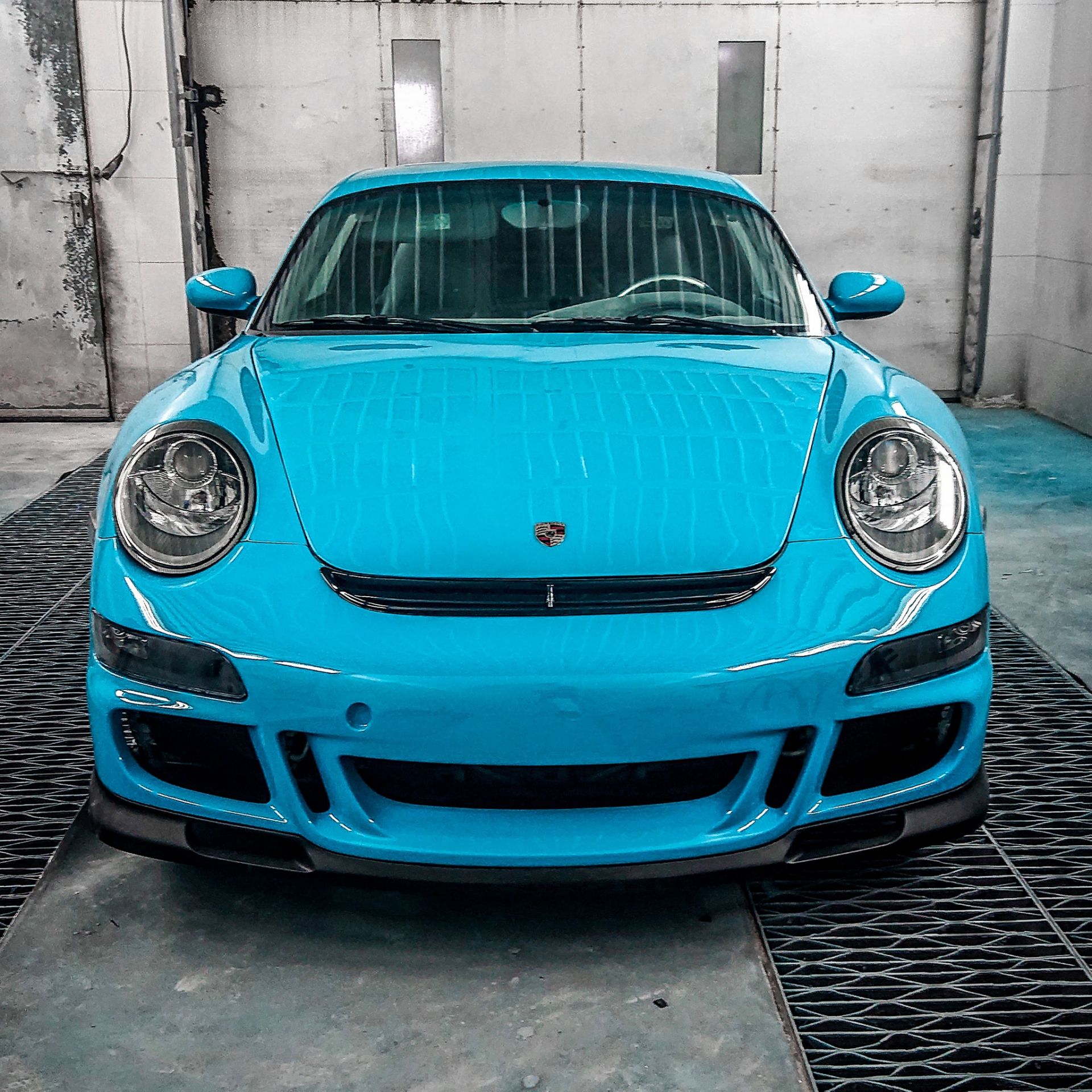 Coachbuilt Porsche Boxster Shooting Brake Almost Done, Rocks Miami Blue Paint