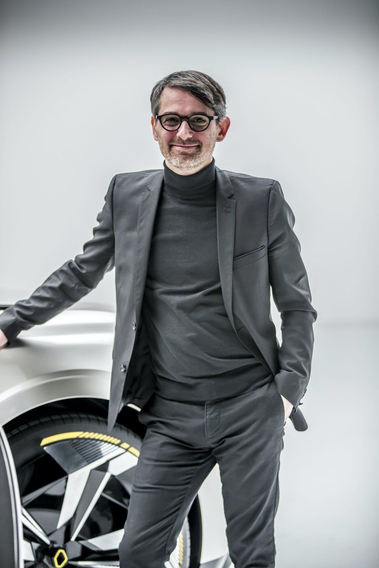 Renault Morphoz Unveiled As The Shape-Shifting Electric Crossover Of The Future