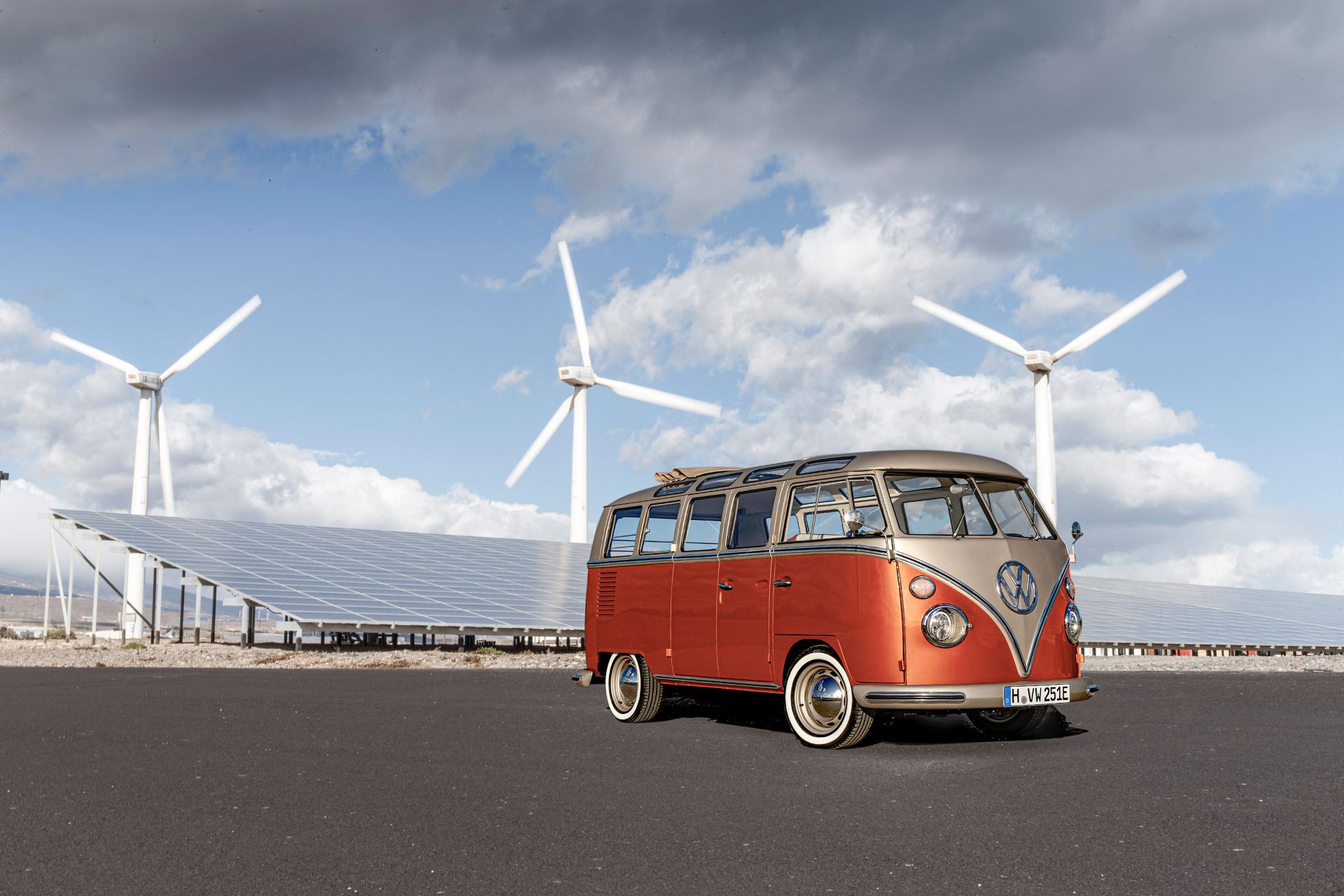 VW e-Bulli Is A 1966 T1 ‘Samba Bus’ Restomod Gone Electric, Costs $70k
