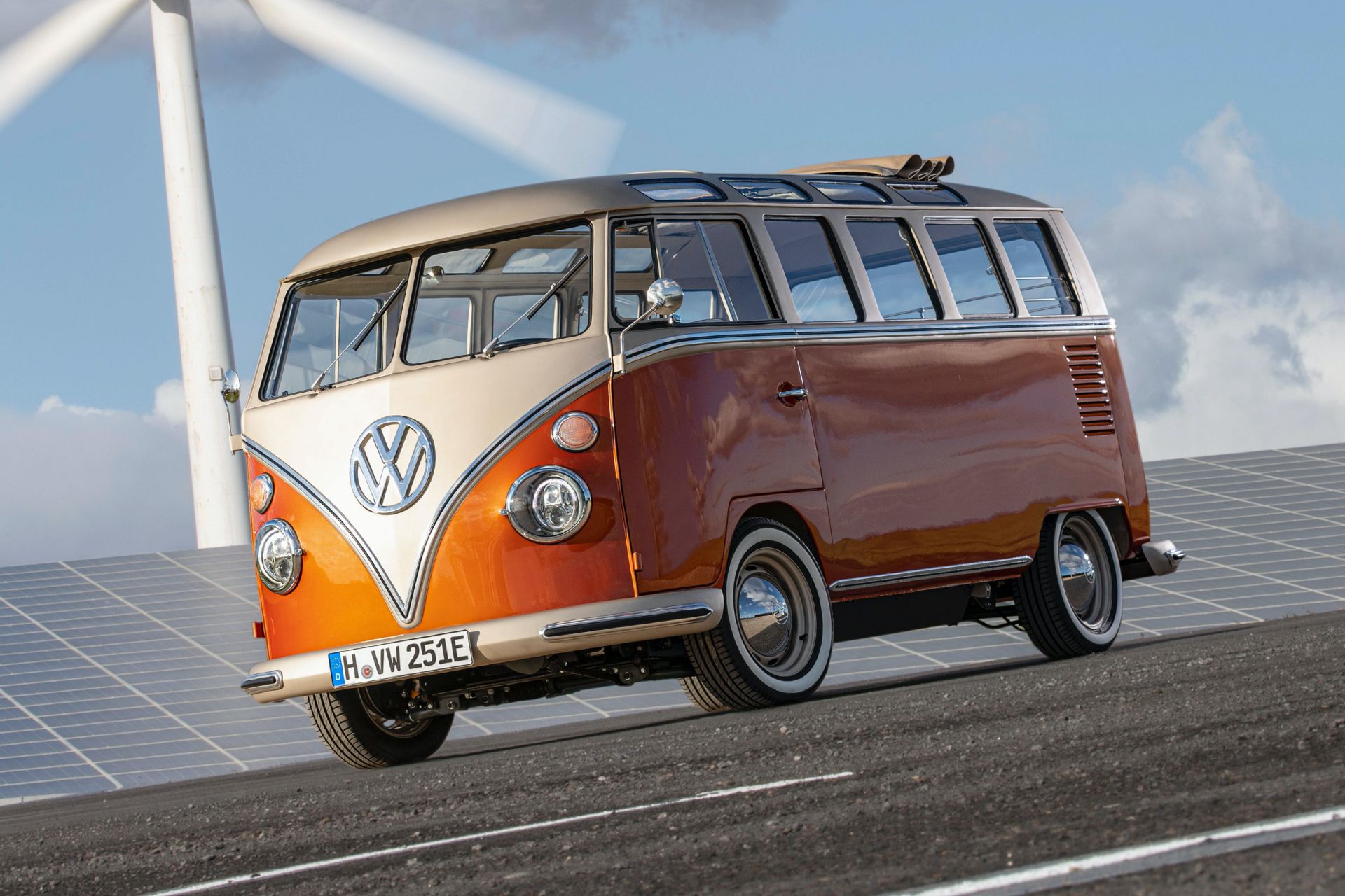 VW e-Bulli Is A 1966 T1 ‘Samba Bus’ Restomod Gone Electric, Costs $70k