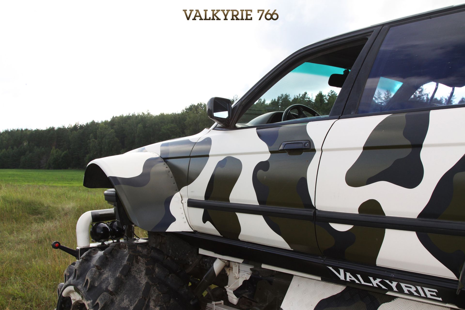 Overcompensating Much? World’s Toughest BMW 7 Series E32 Is Ready To Tame The Wilderness