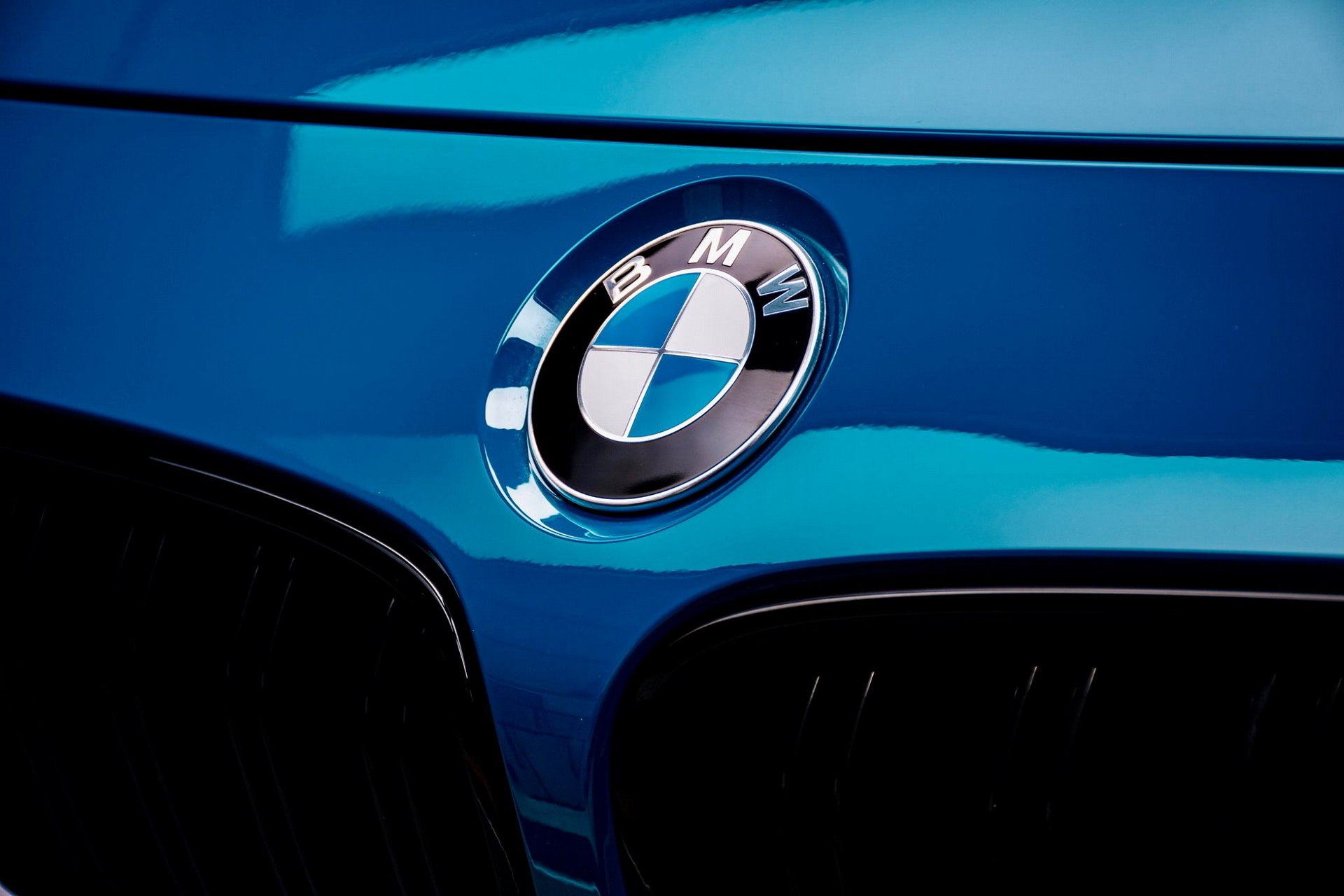 Check Out A Rare BMW M4 Edition M Heritage In Laguna Seca Blue