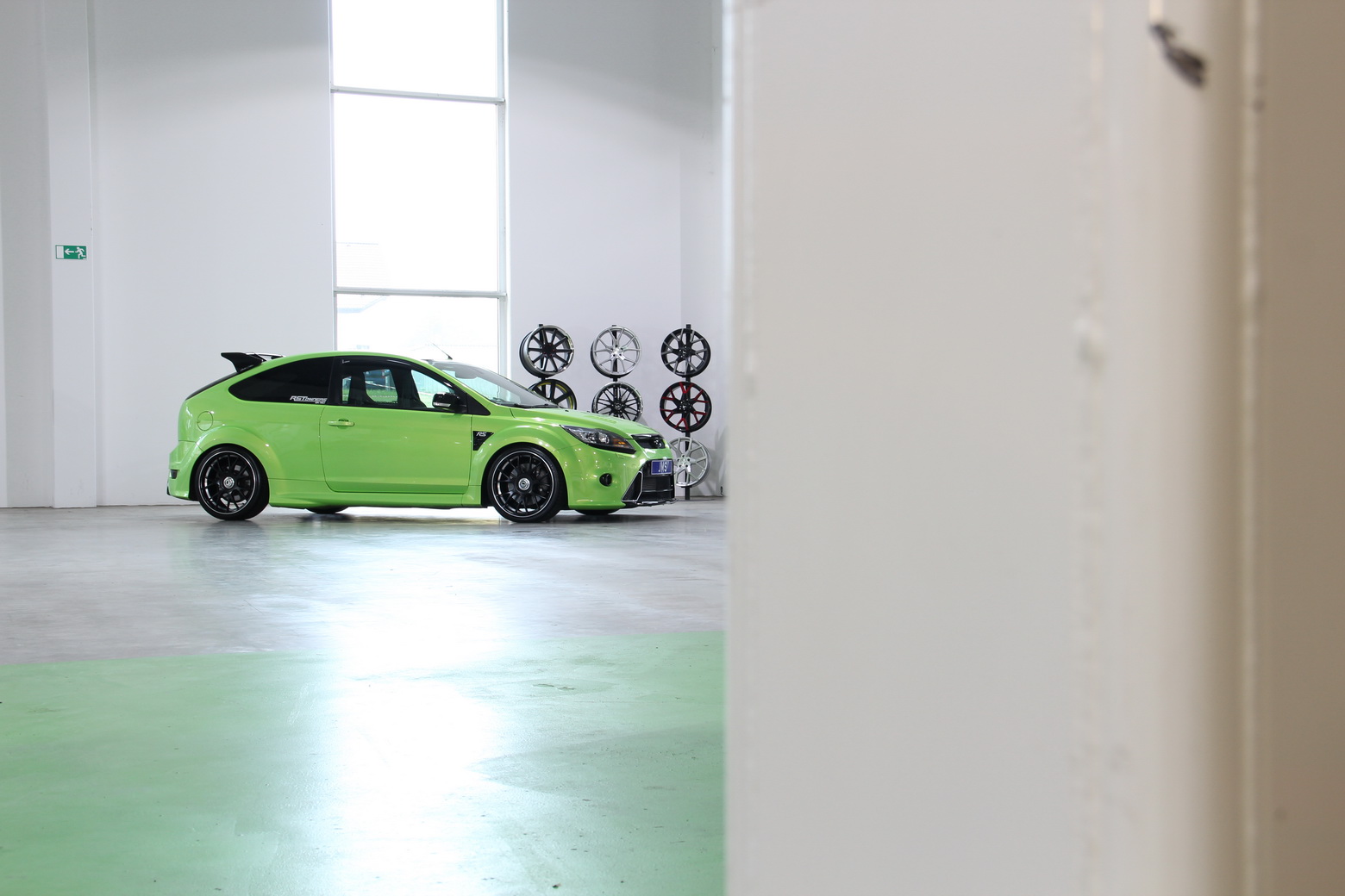 Ford Focus RS Mk2 Gets Some Fine Tuning From JMS