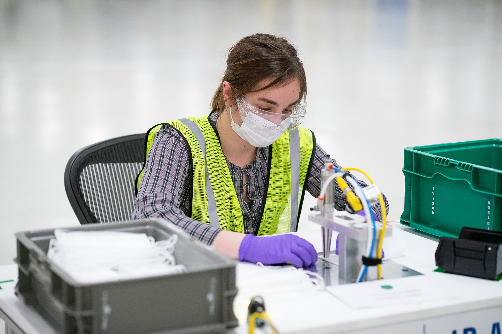 GM Kicks Off Face Mask Production, Will Deliver First 20k Units On April 8