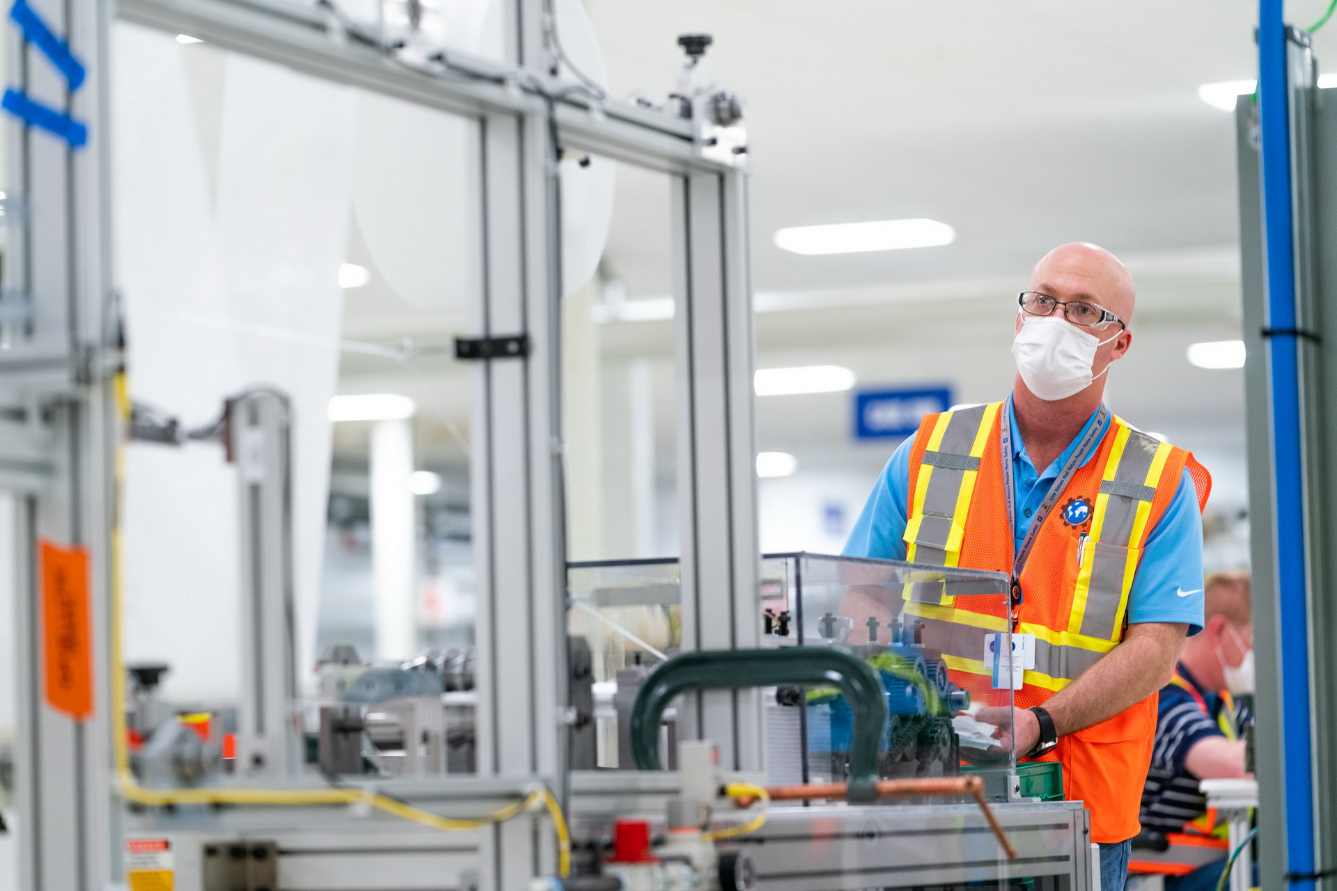 GM Kicks Off Face Mask Production, Will Deliver First 20k Units On April 8