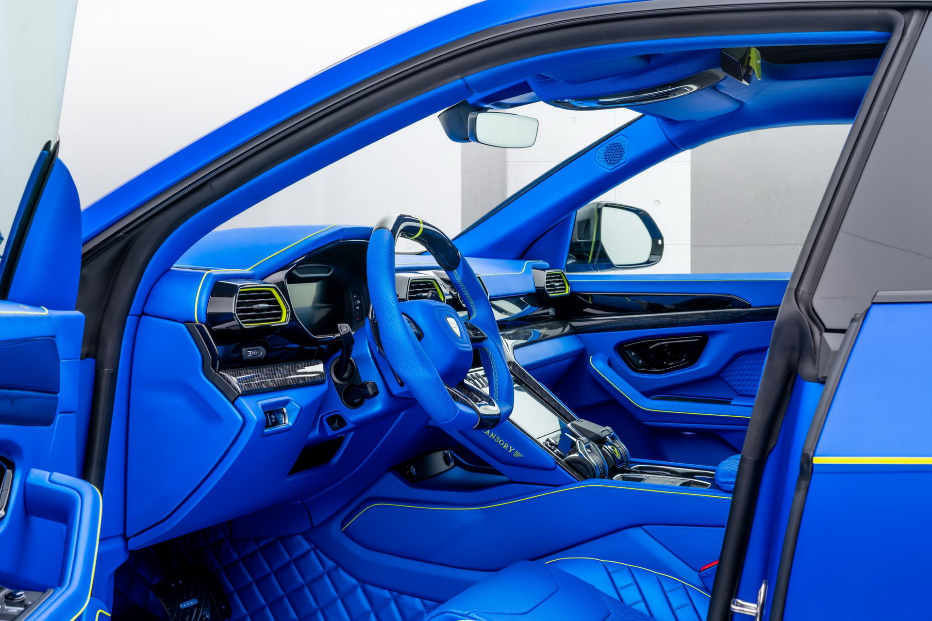 Mansory’s Be Careful How You Pronounce It Venatus Shows Up In New Colors