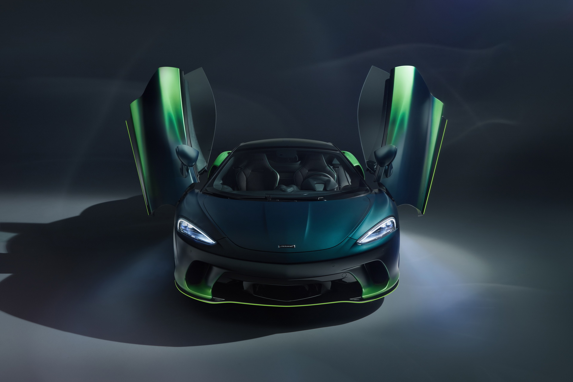 McLaren GT By MSO Stuns With New Tri-Tone Verdant Theme