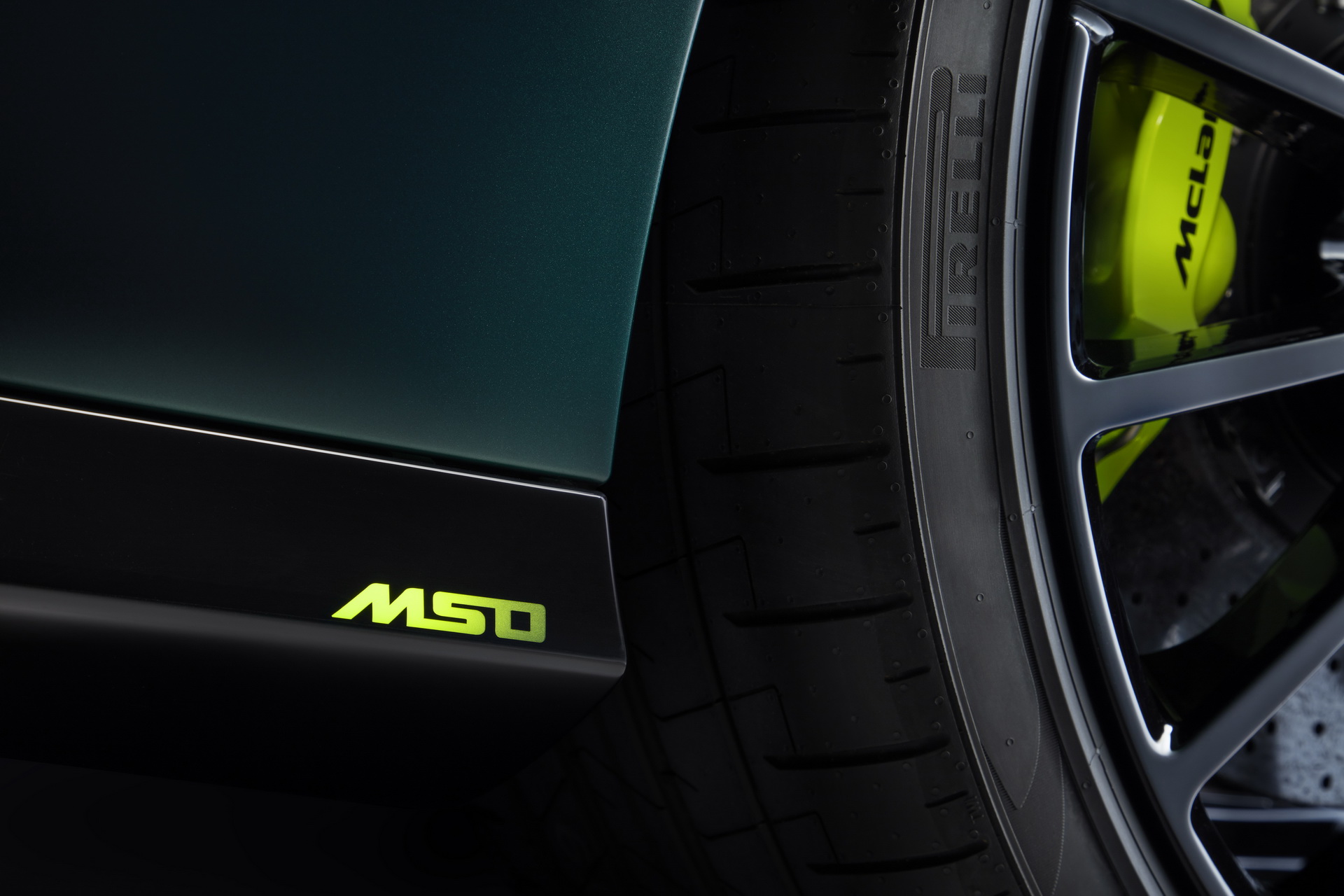 McLaren GT By MSO Stuns With New Tri-Tone Verdant Theme