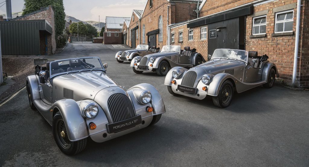 Morgan Builds A Handful Of Its Last Ladder Chassis Plus 4 Before Shutting Down Over Coronavirus