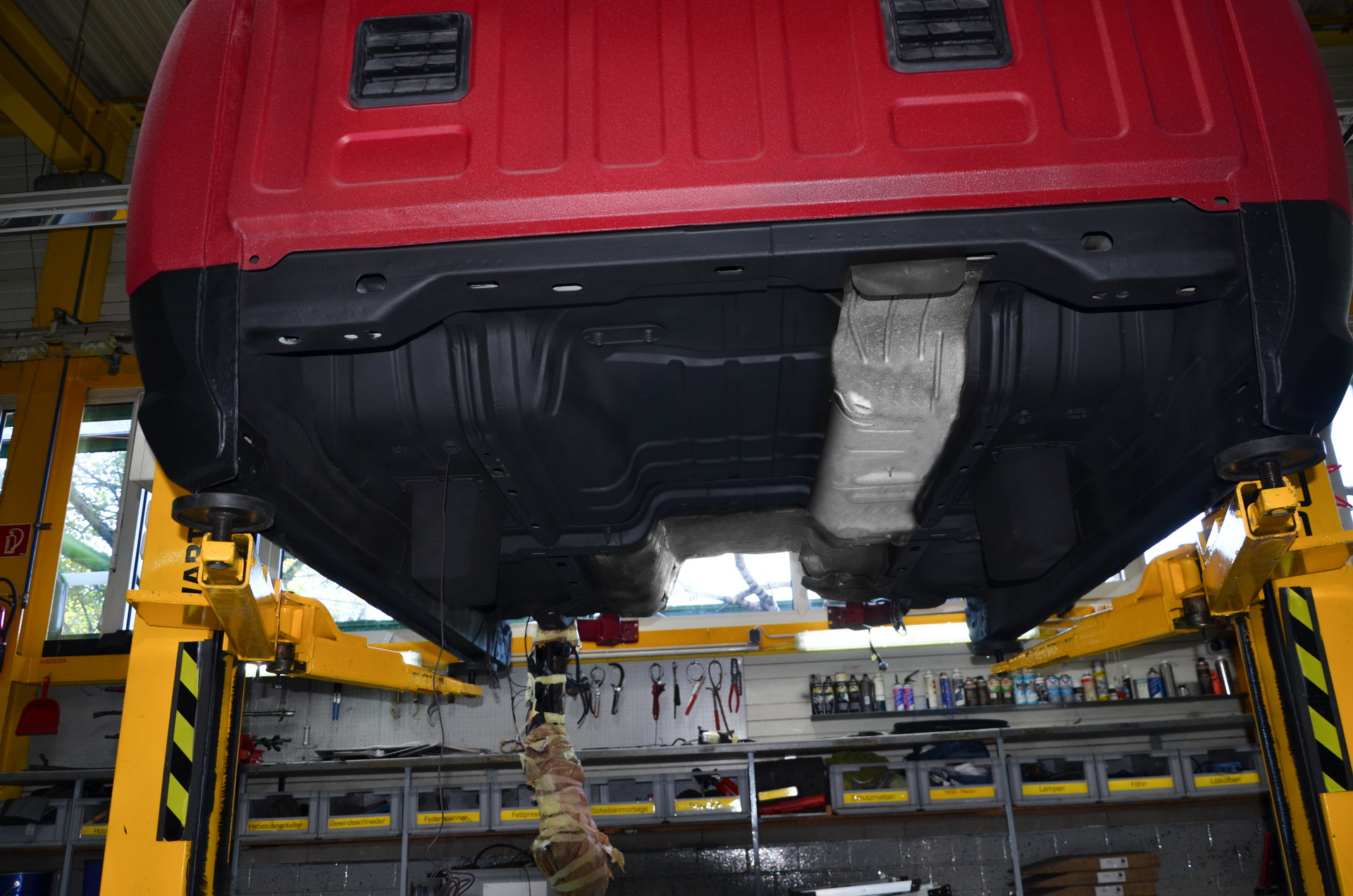 This German Tuned Ram 1500 HEMI V8 Costs An Absurd Amount Of Money