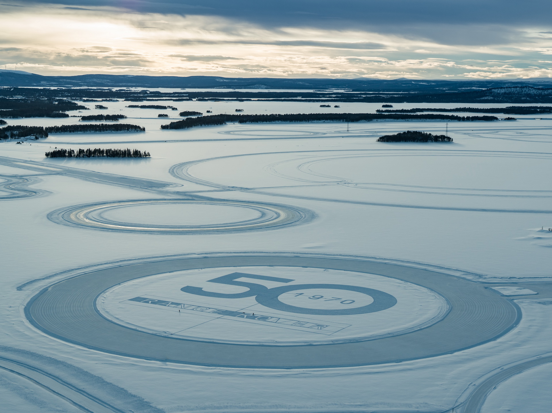This Is How JLR Celebrates 50 Years Of Range Rovers, In Style!