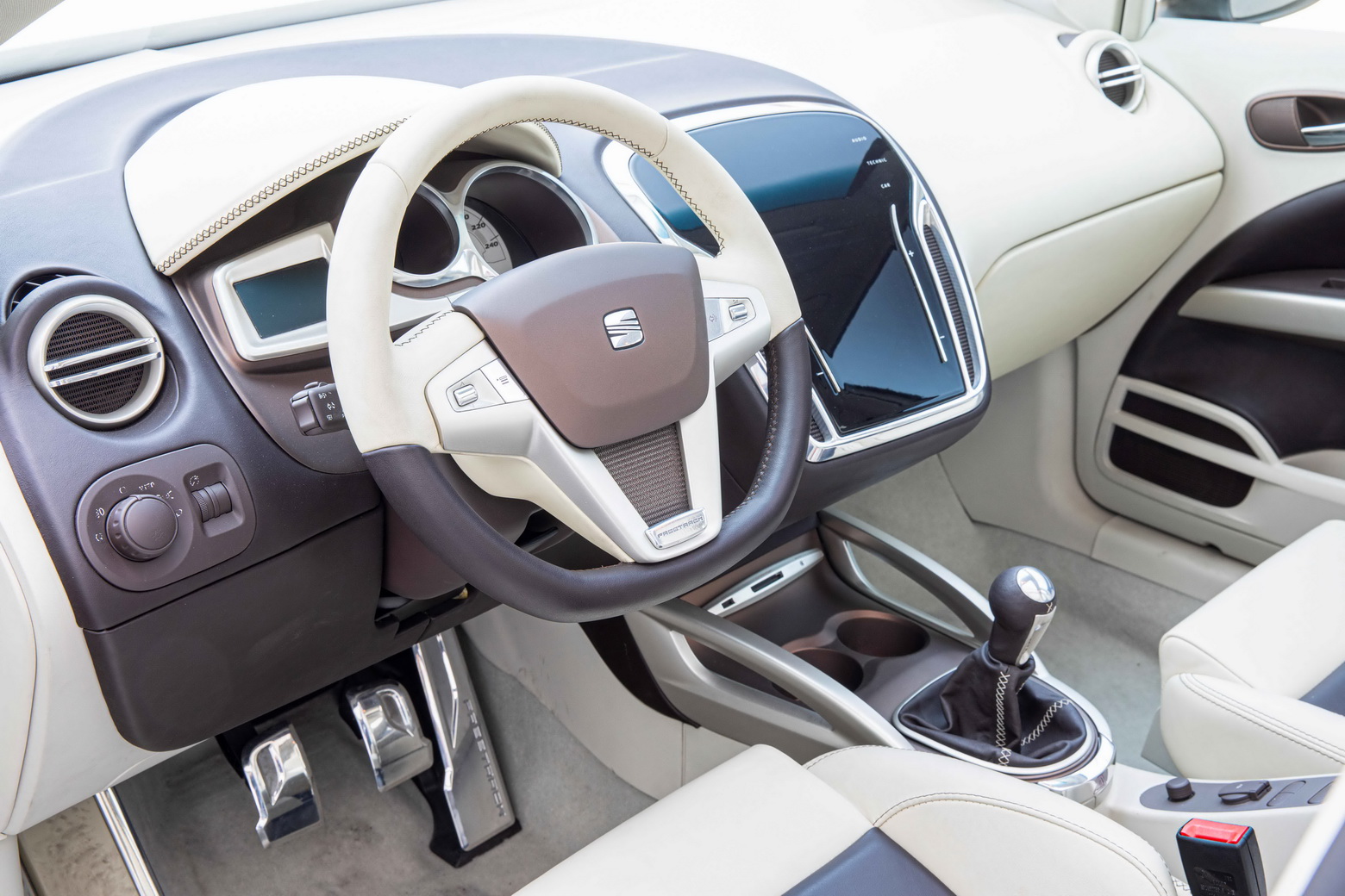 A Look Back At SEAT’s Experimental Crossover And SUV Concepts Over The Past 30 Years