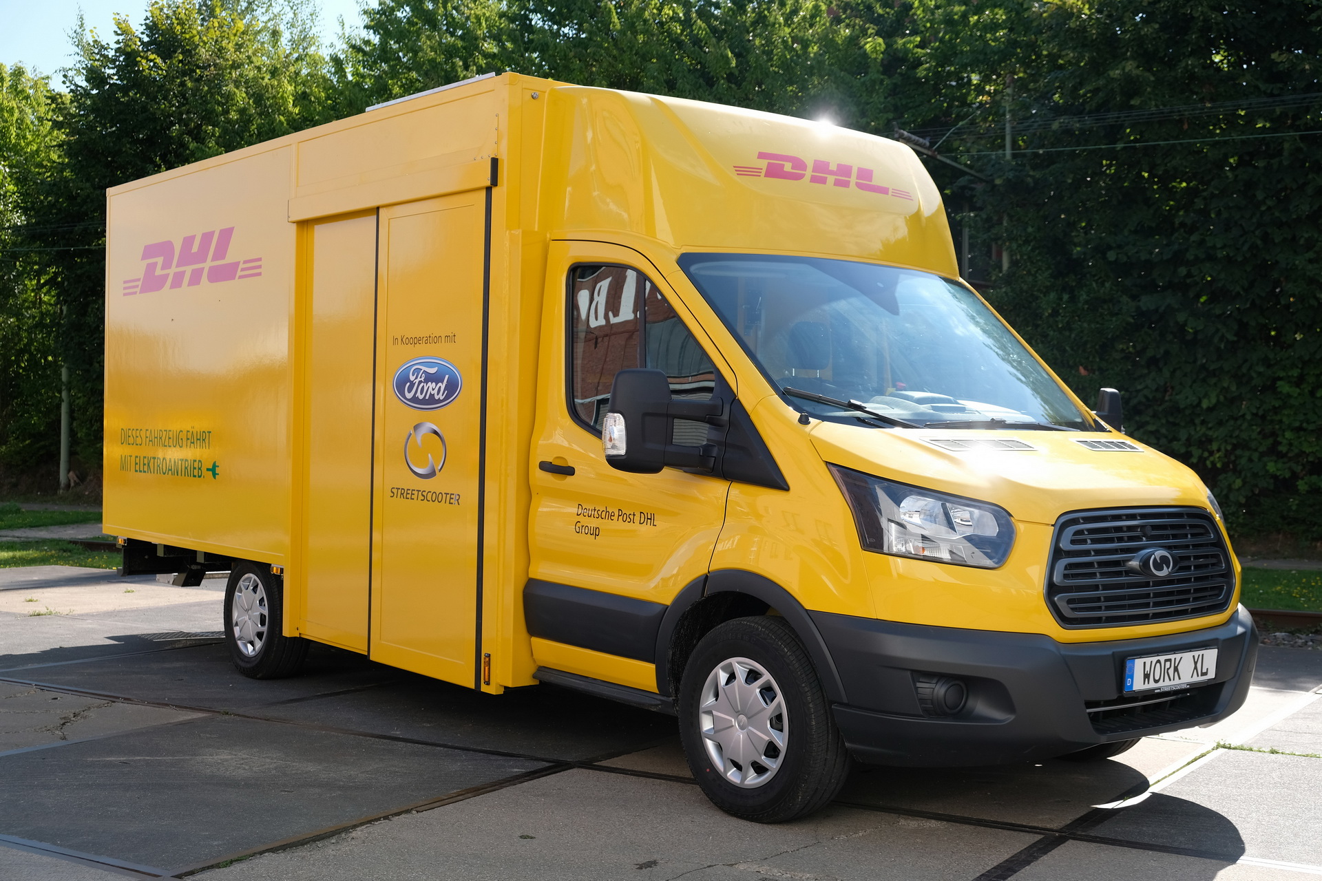 Germany’s DHL Pulls The Plug Off Electric Delivery Van Venture