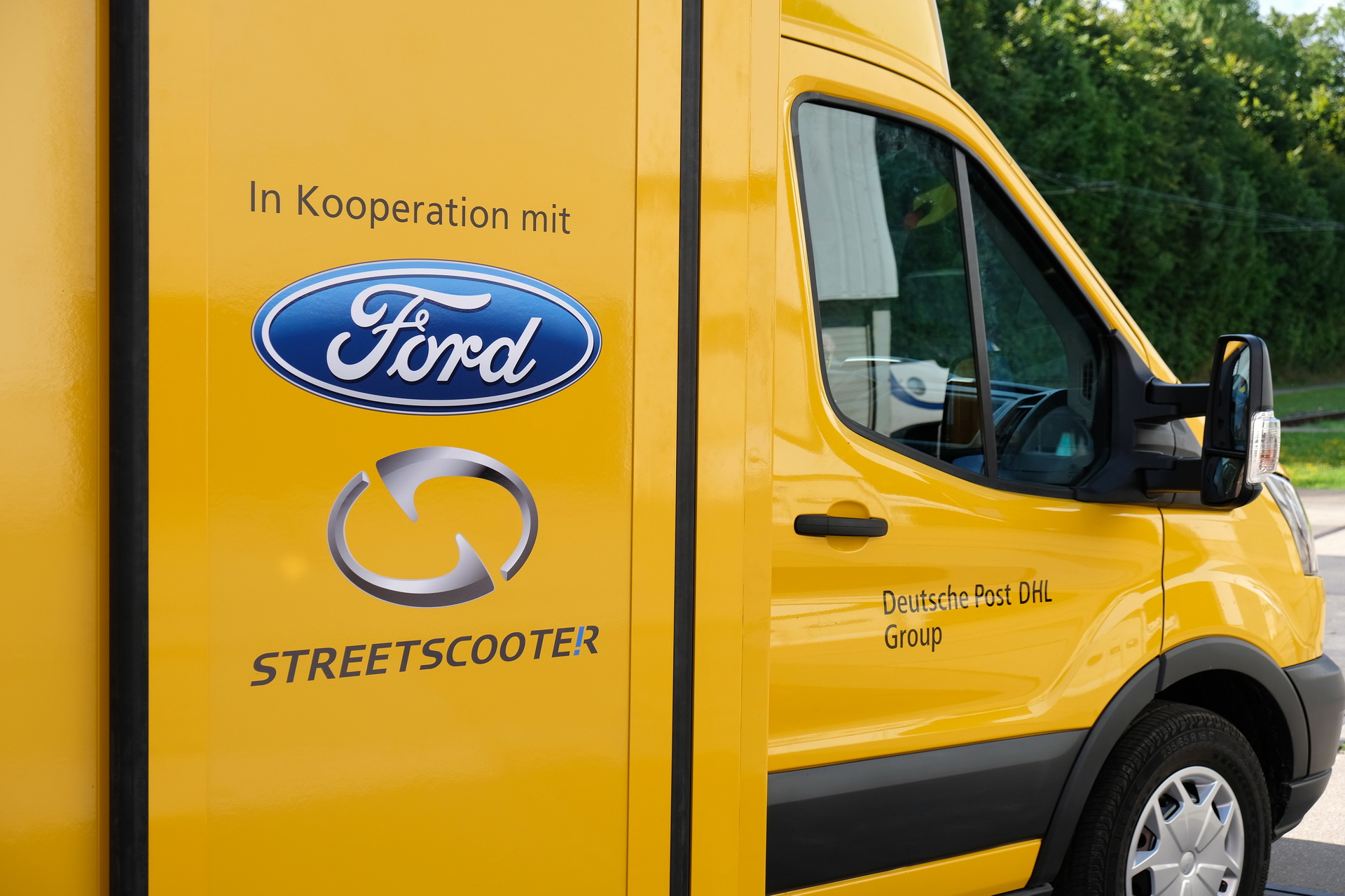 Germany’s DHL Pulls The Plug Off Electric Delivery Van Venture