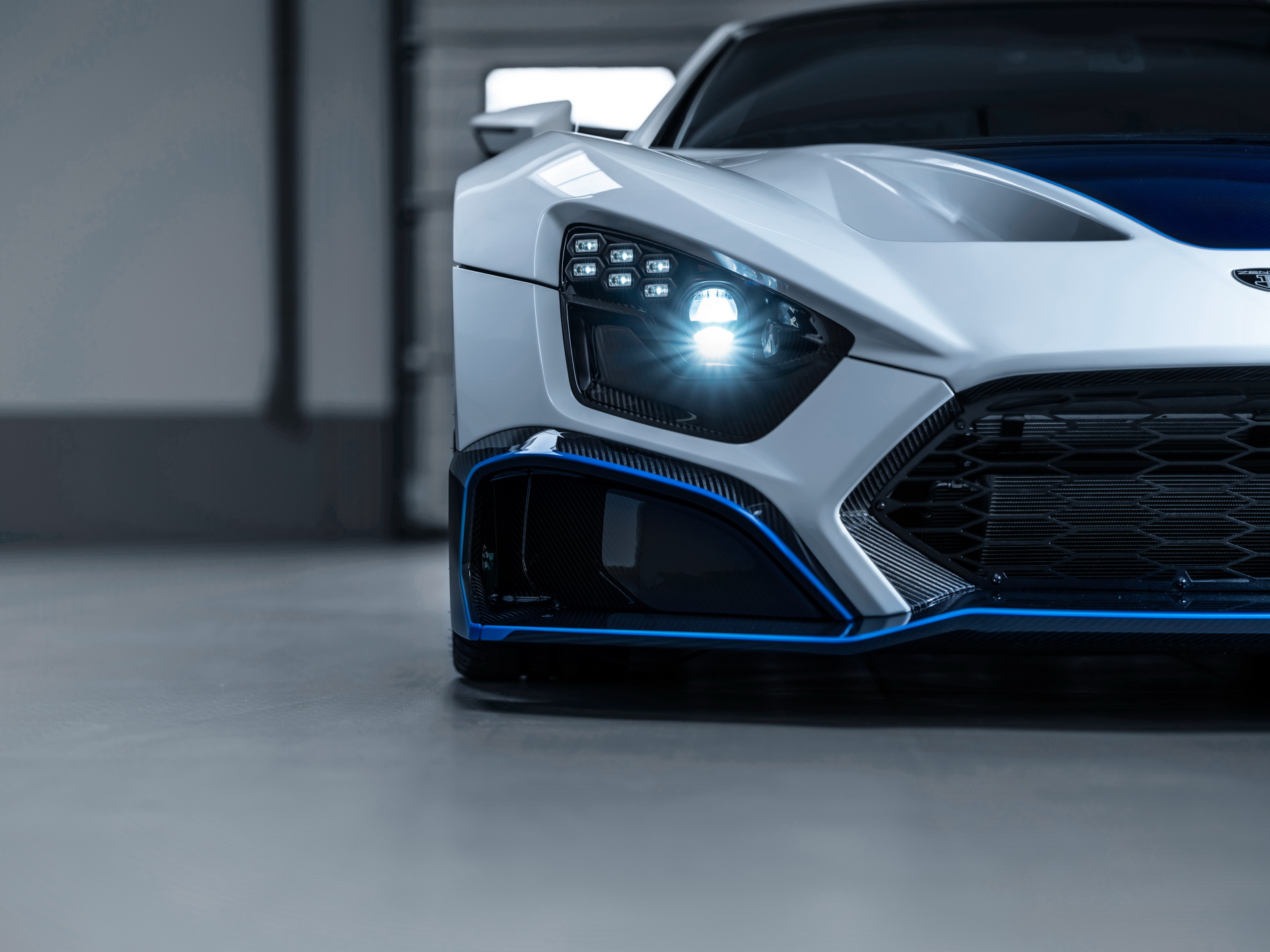 Zenvo Unveils Bespoke Carbon-Laden TSR-S Hypercar