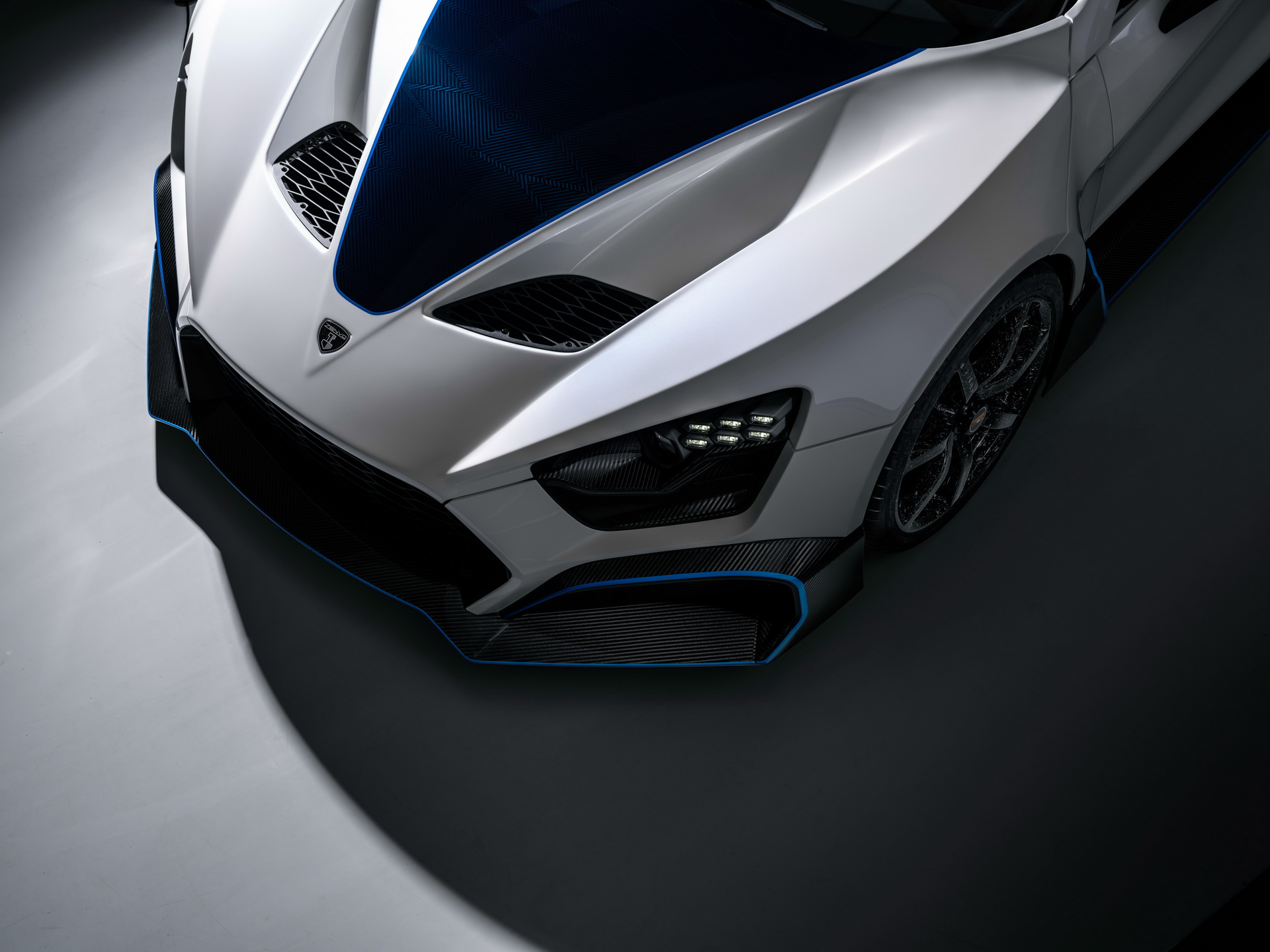 Zenvo Unveils Bespoke Carbon-Laden TSR-S Hypercar