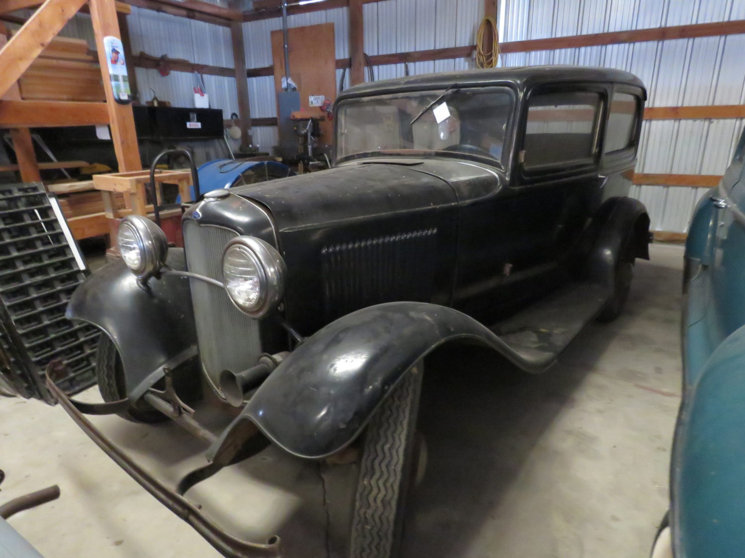 Massive Kansas ‘Barn Find’ Uncovers 133 Fine American Classics From 1930s Through 1970s