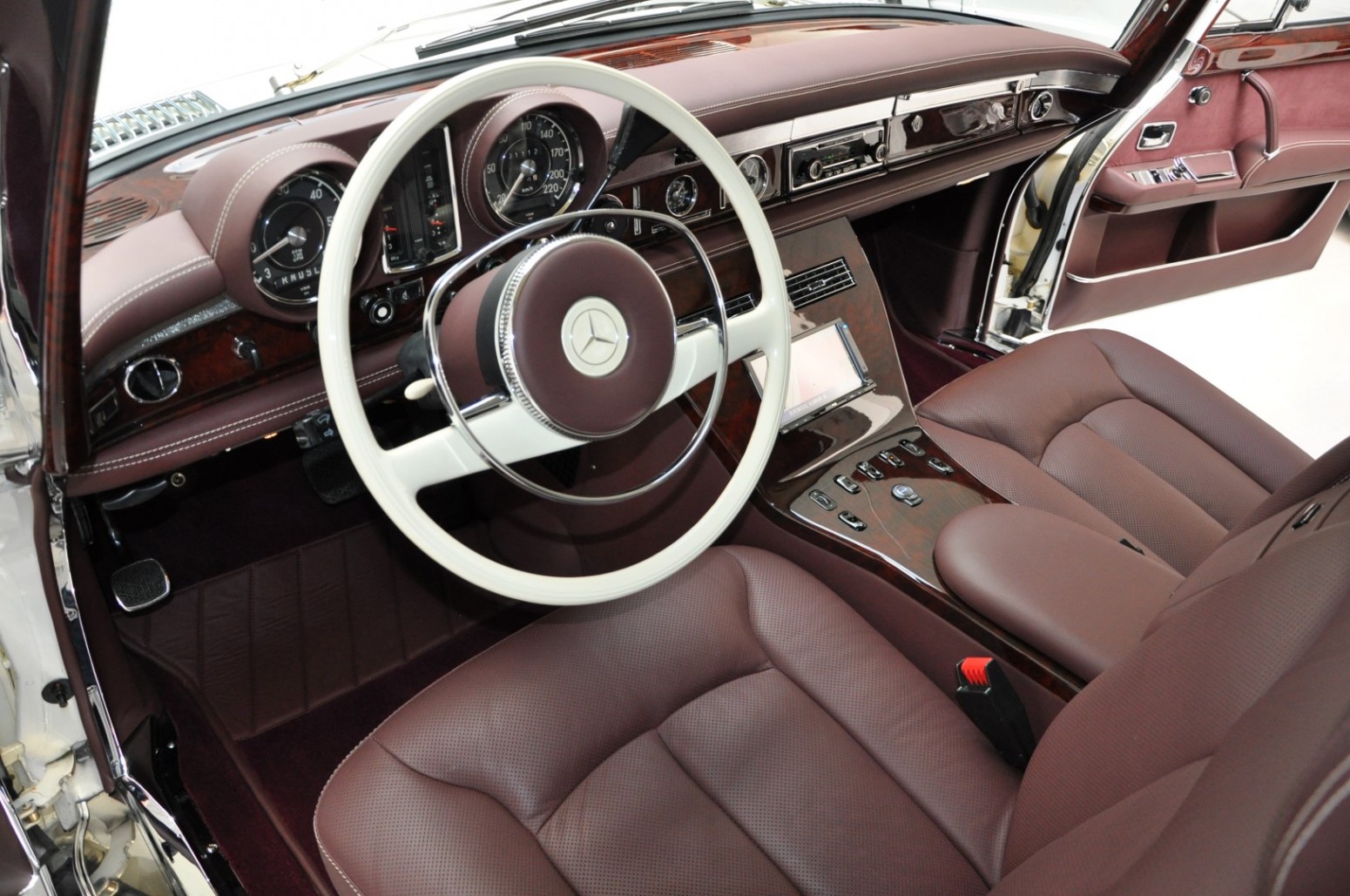 Roll Like A Tech-Savvy Dictator In 1975 Mercedes-Benz 600 Pullman Maybach Restomod