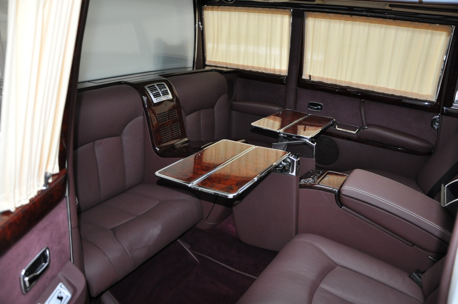 Roll Like A Tech-Savvy Dictator In 1975 Mercedes-Benz 600 Pullman Maybach Restomod