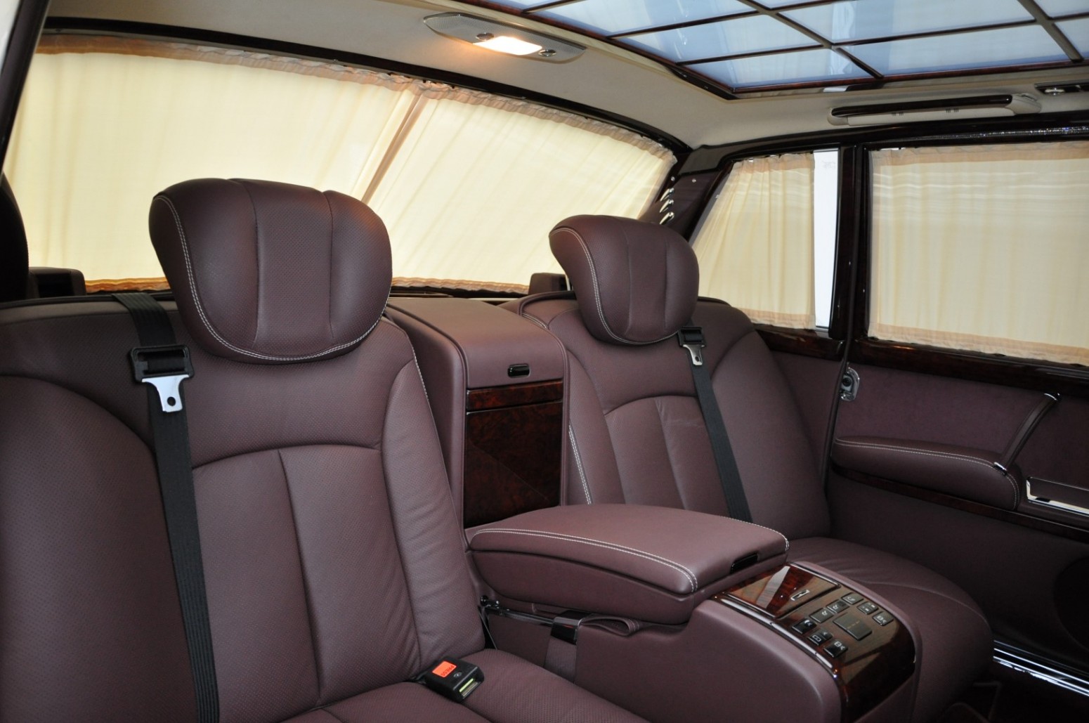 Roll Like A Tech-Savvy Dictator In 1975 Mercedes-Benz 600 Pullman Maybach Restomod