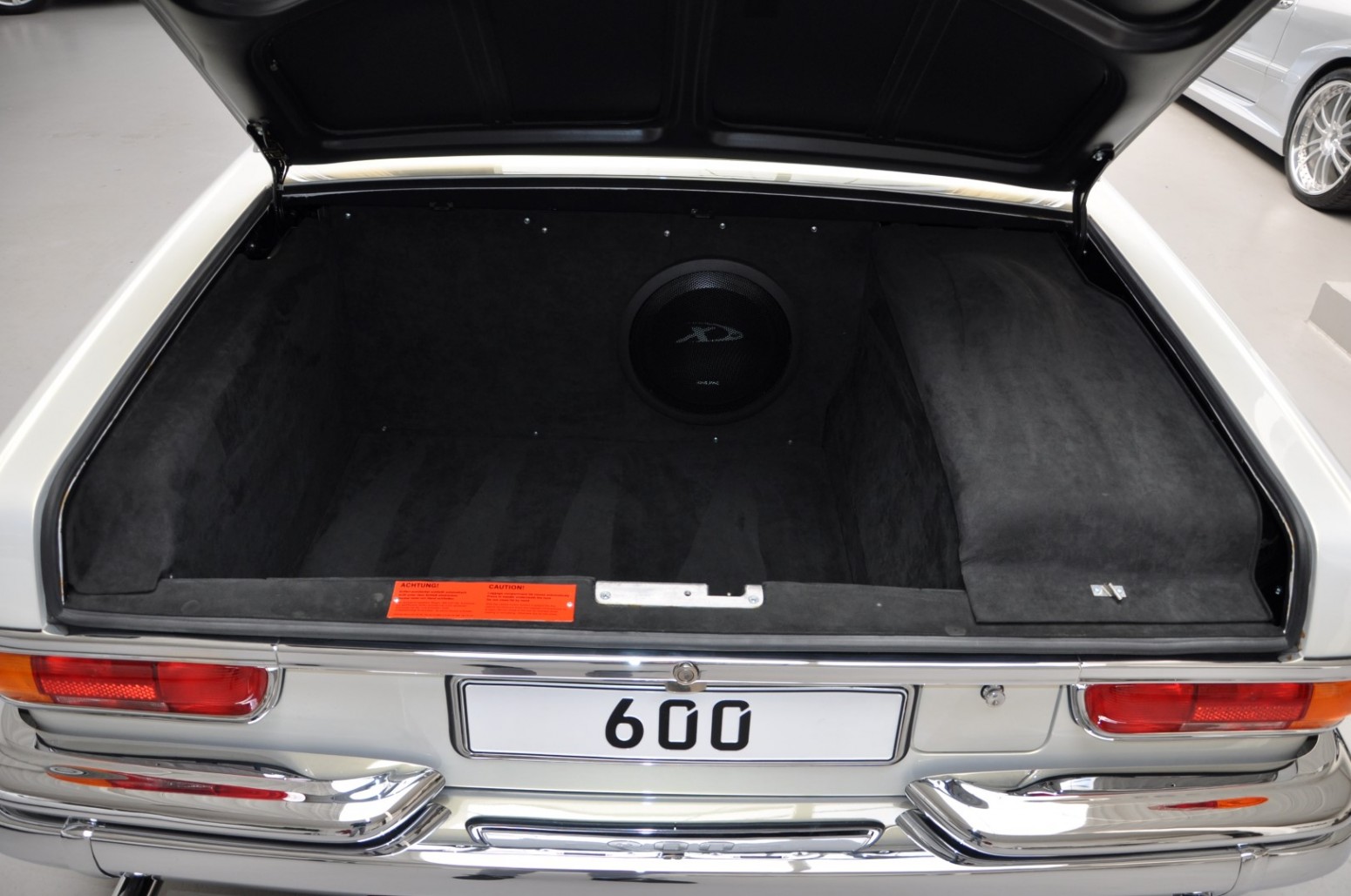 Roll Like A Tech-Savvy Dictator In 1975 Mercedes-Benz 600 Pullman Maybach Restomod