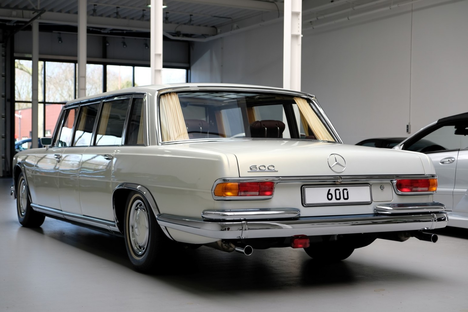 Roll Like A Tech-Savvy Dictator In 1975 Mercedes-Benz 600 Pullman Maybach Restomod