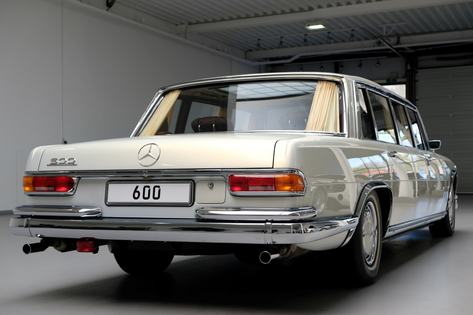 Roll Like A Tech-Savvy Dictator In 1975 Mercedes-Benz 600 Pullman Maybach Restomod