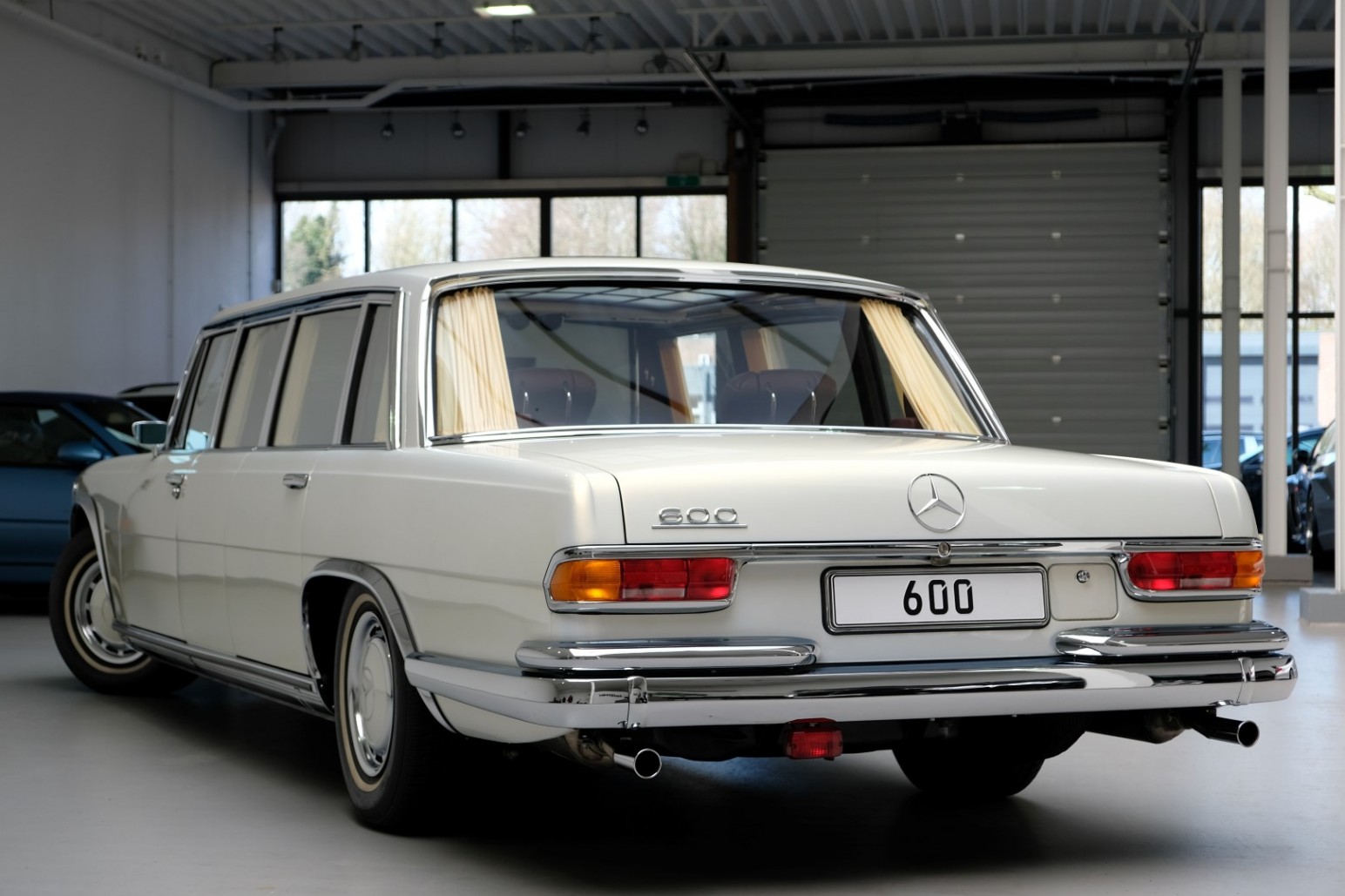 Roll Like A Tech-Savvy Dictator In 1975 Mercedes-Benz 600 Pullman Maybach Restomod