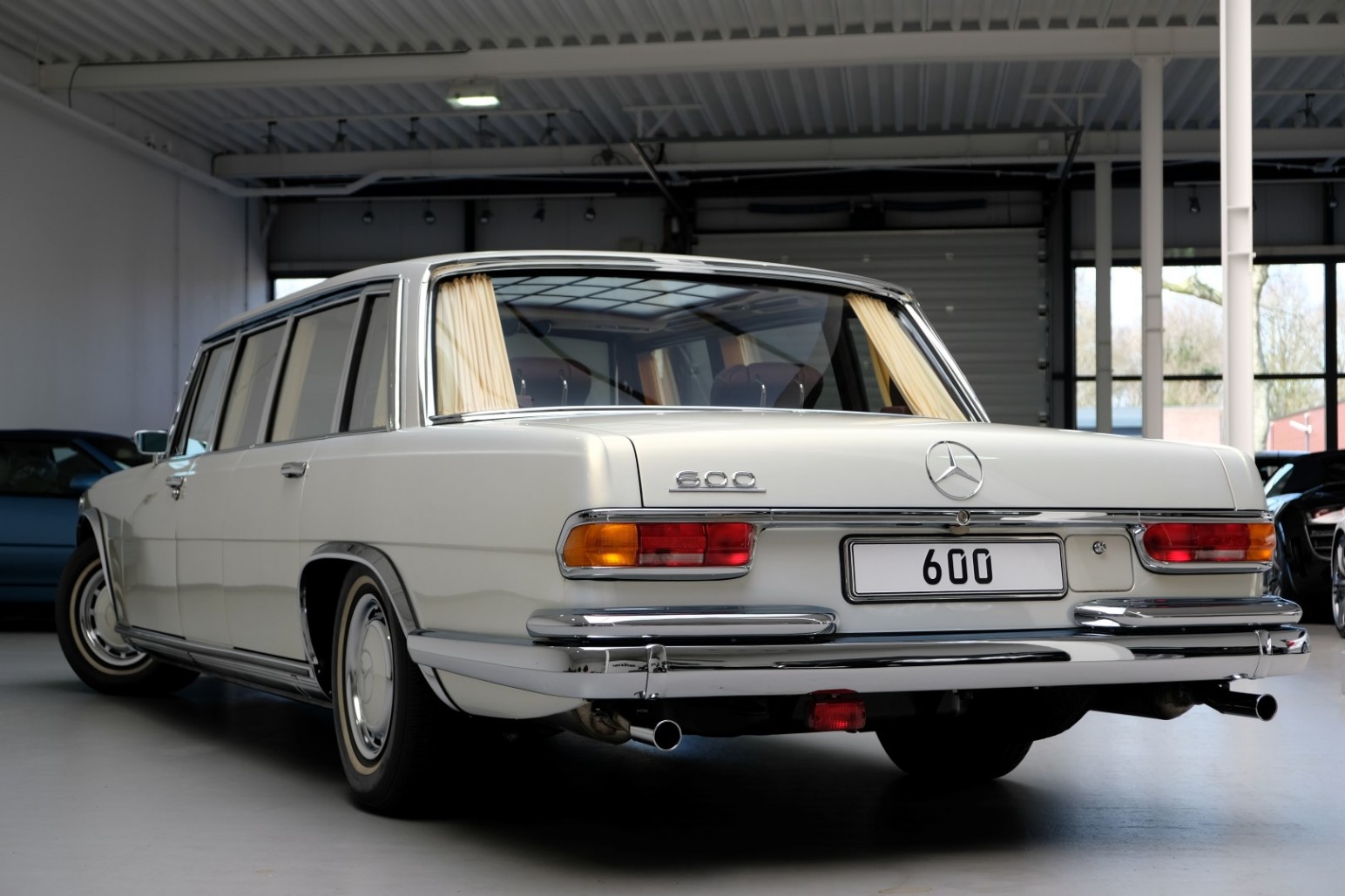 Roll Like A Tech-Savvy Dictator In 1975 Mercedes-Benz 600 Pullman Maybach Restomod