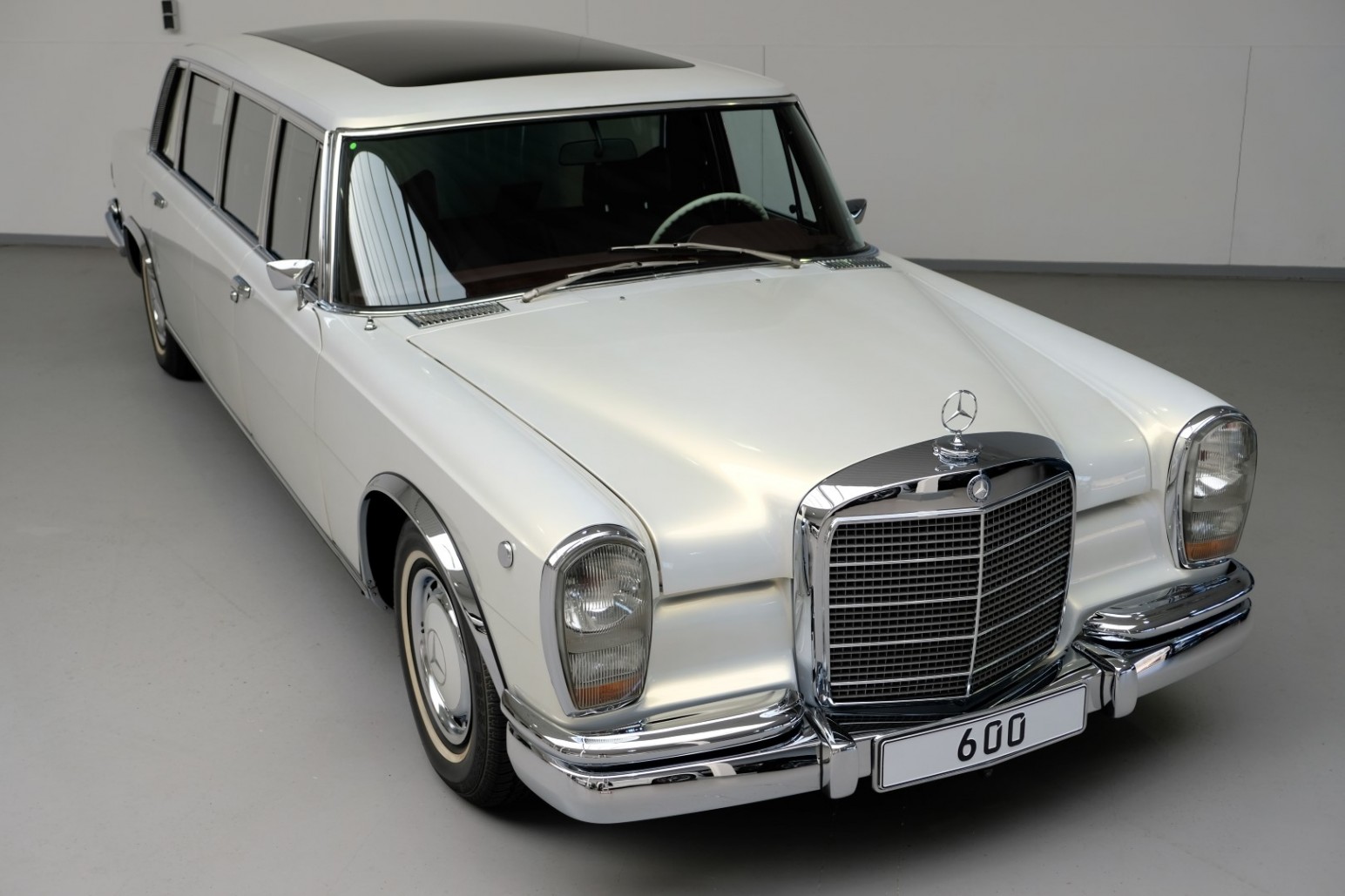 Roll Like A Tech-Savvy Dictator In 1975 Mercedes-Benz 600 Pullman Maybach Restomod