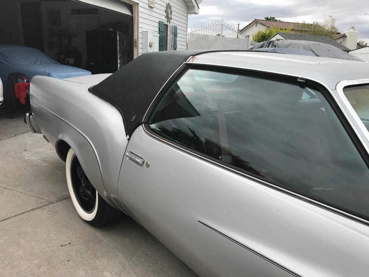 At $12,000, ’76 Chevrolet Monte Carlo Is Also A “Bargain” Rolls-Royce Coupe